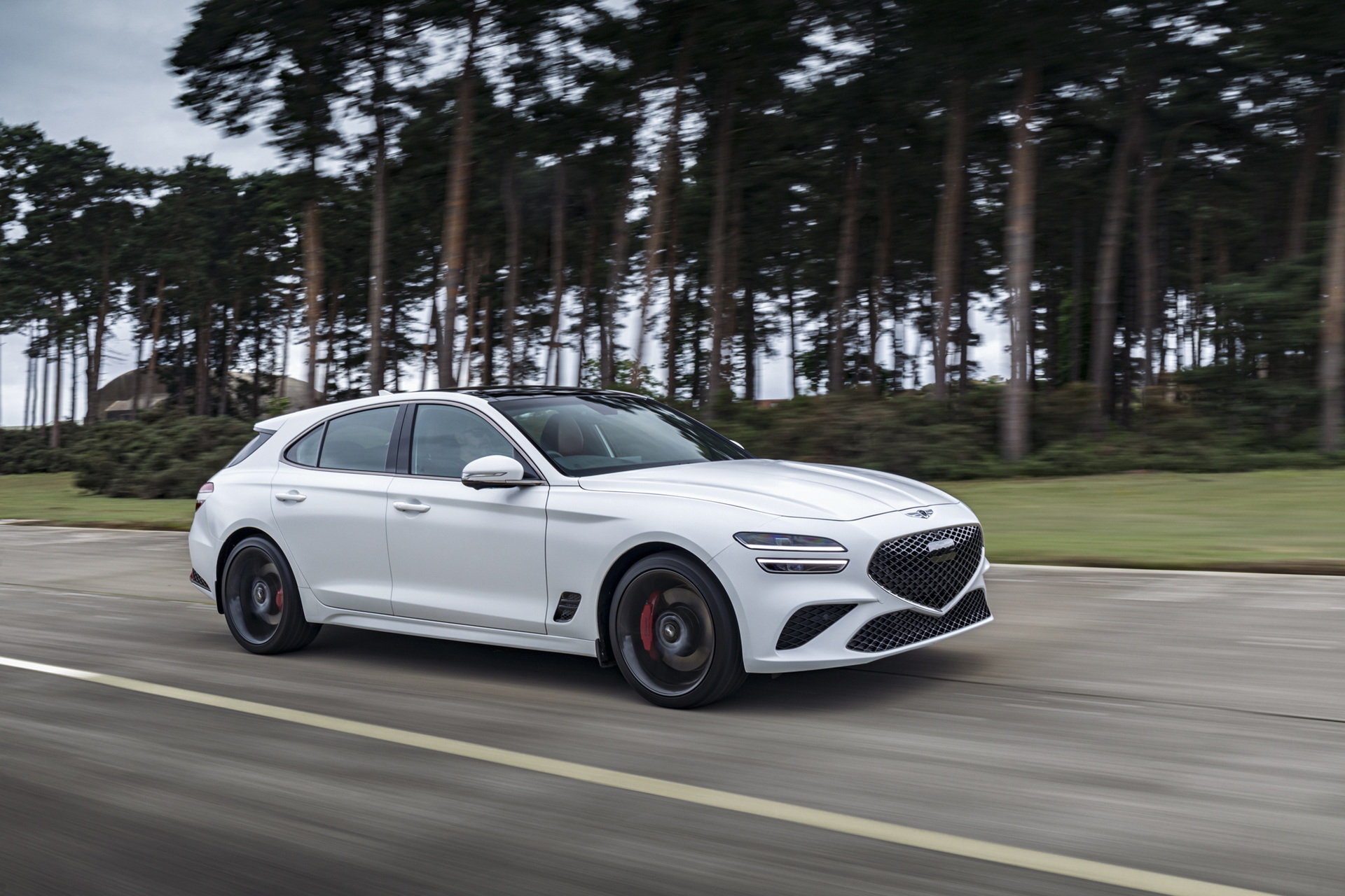 Genesis G70 Shooting Brake Flies Up The Goodwood Hillclimb Chased By A Drone