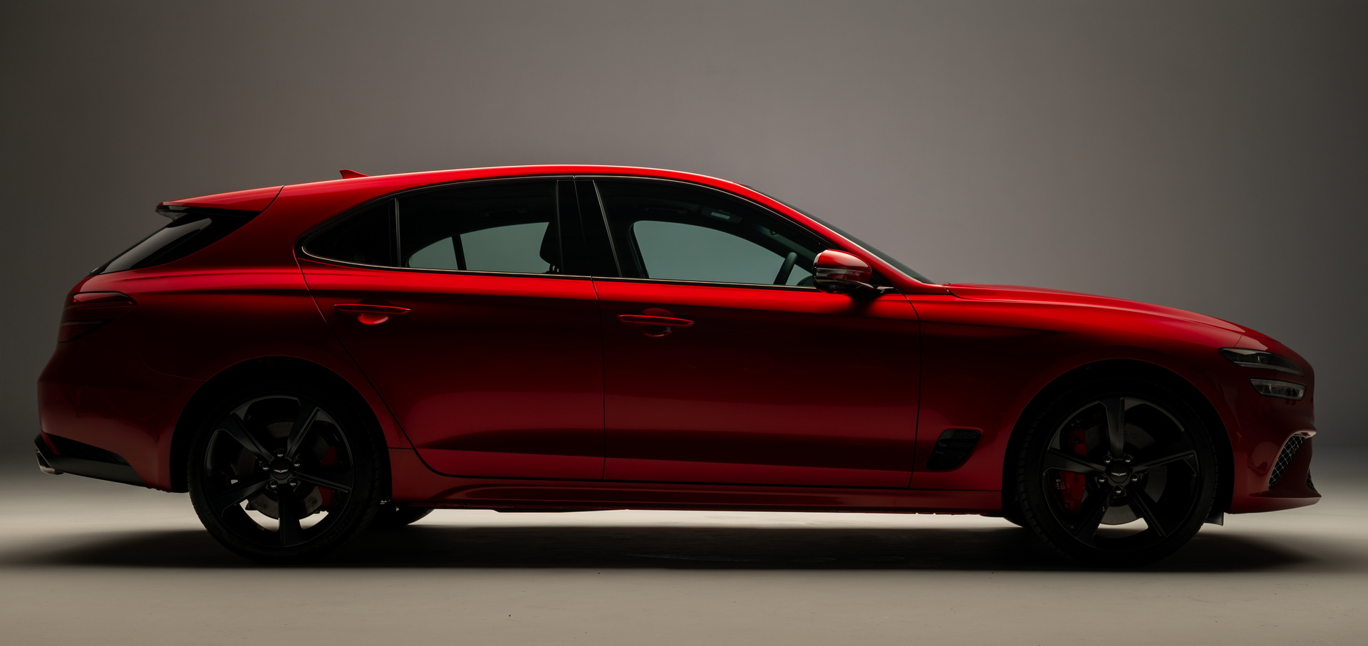 Genesis G70 Shooting Brake Flies Up The Goodwood Hillclimb Chased By A Drone