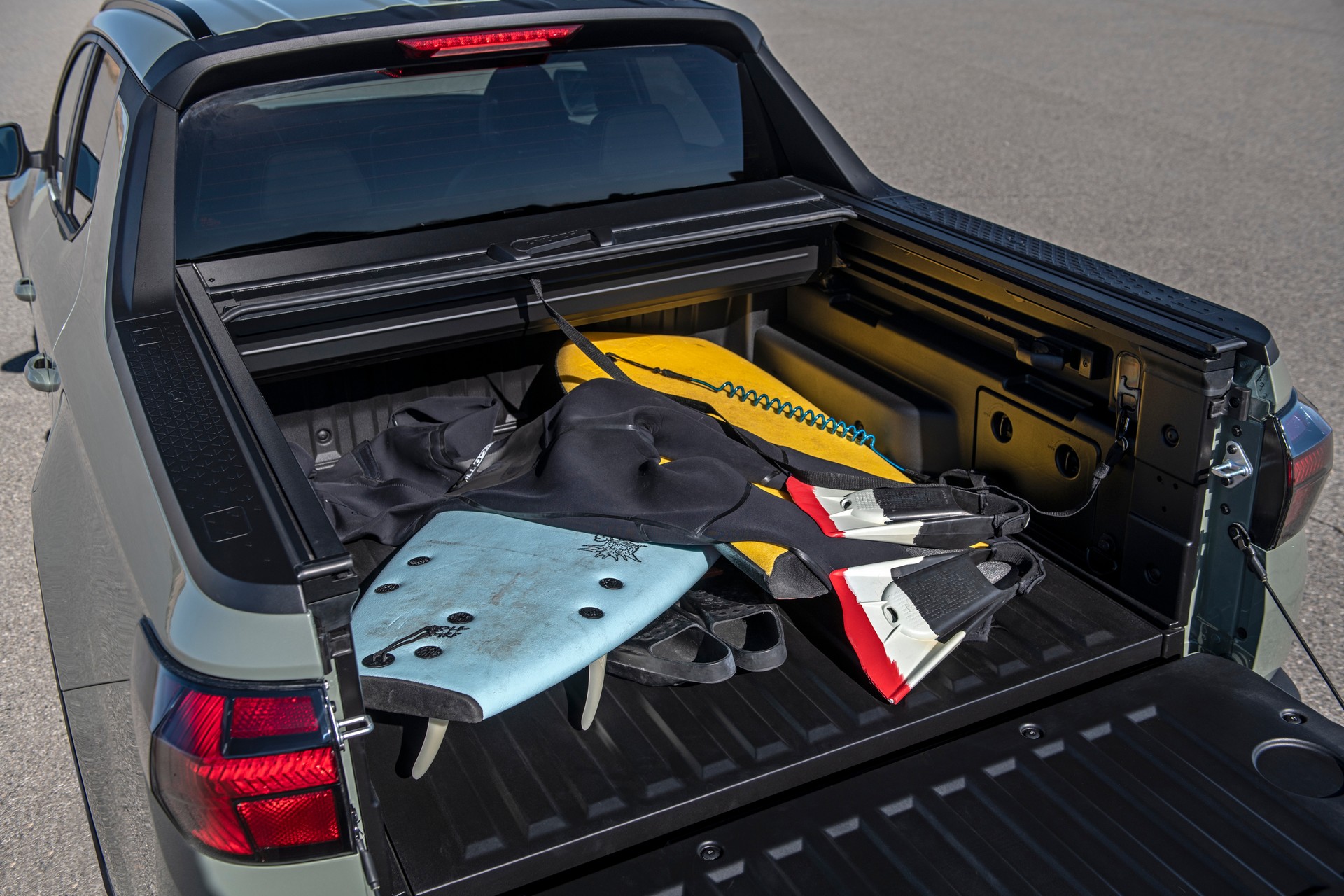 2022 Hyundai Santa Cruz Starts At $23,990, Nearly $4k More Than The Ford Maverick