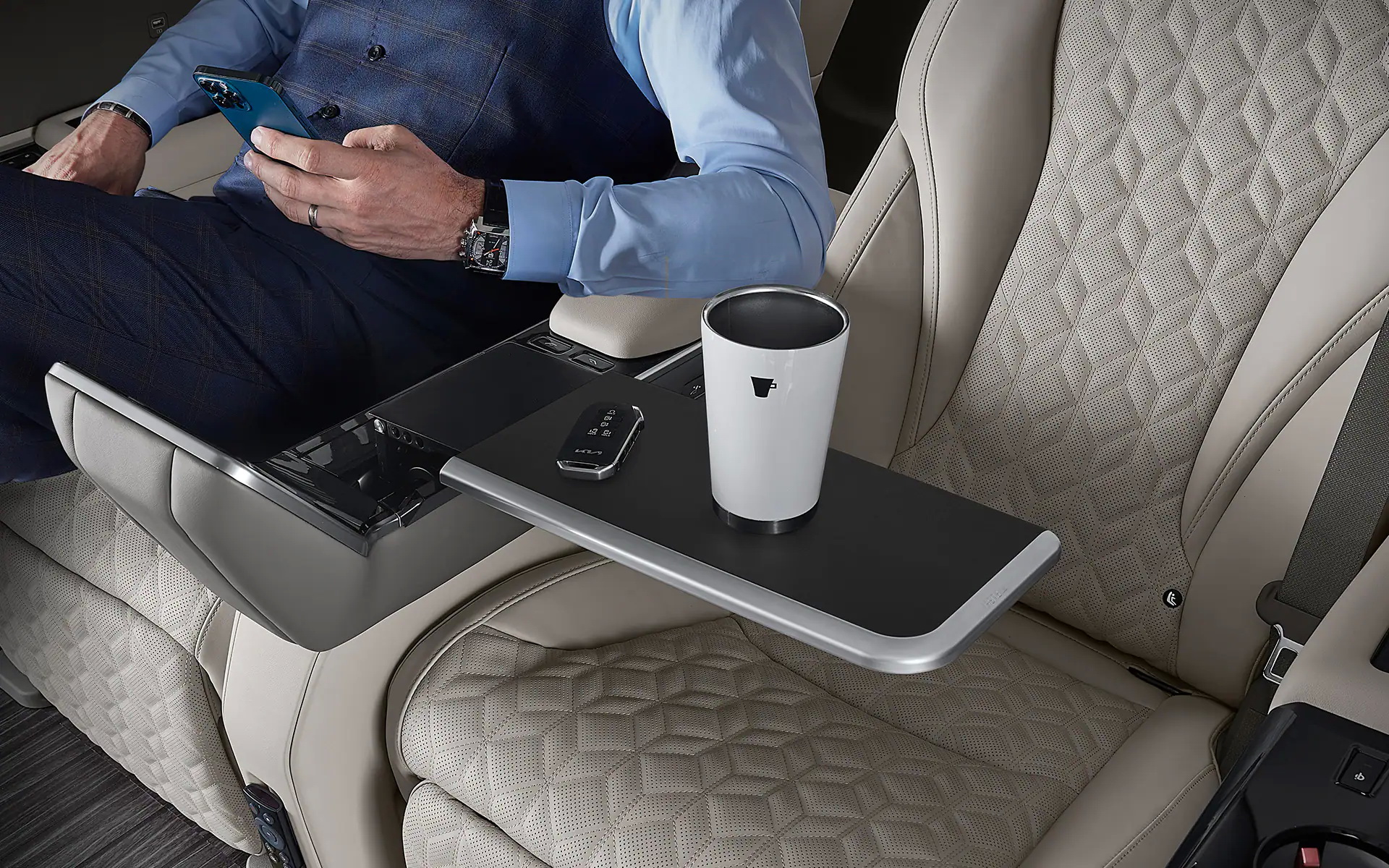 New Four-Seater 2022 Kia Carnival Hi Limousine Offers First Class Experience On Wheels