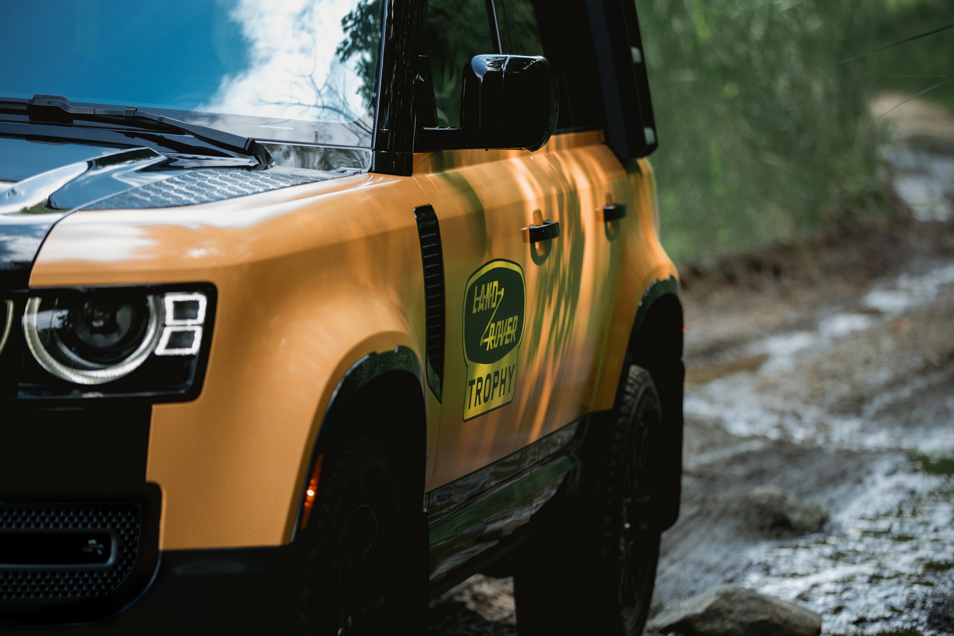 New 2022 Land Rover Defender Trophy Edition Evokes Memories Of The Camel Trophy