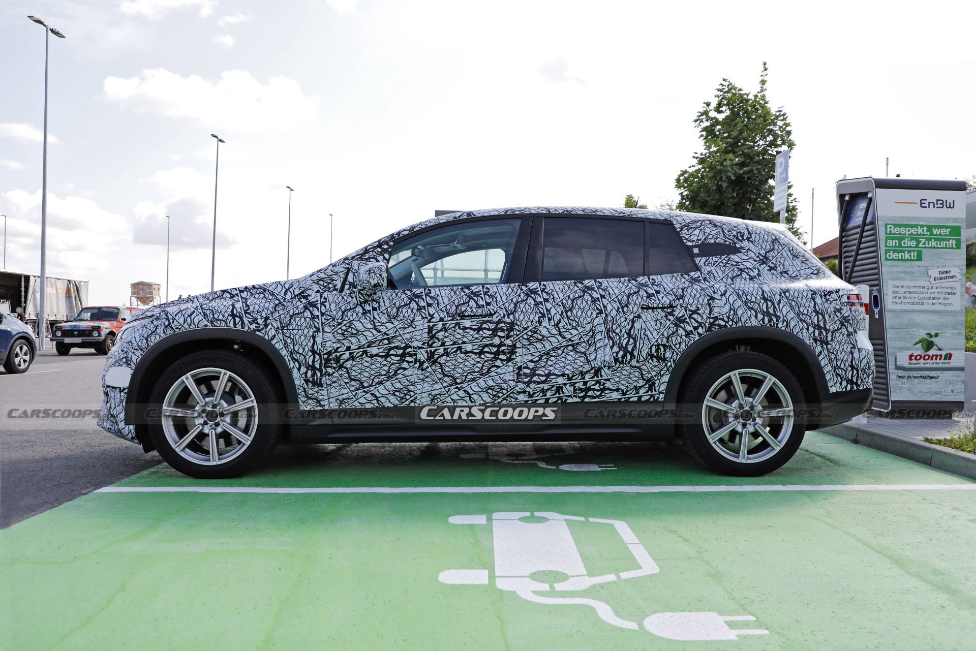 2022 Mercedes EQS Electric SUV Sheds More Camo But Surprises No One