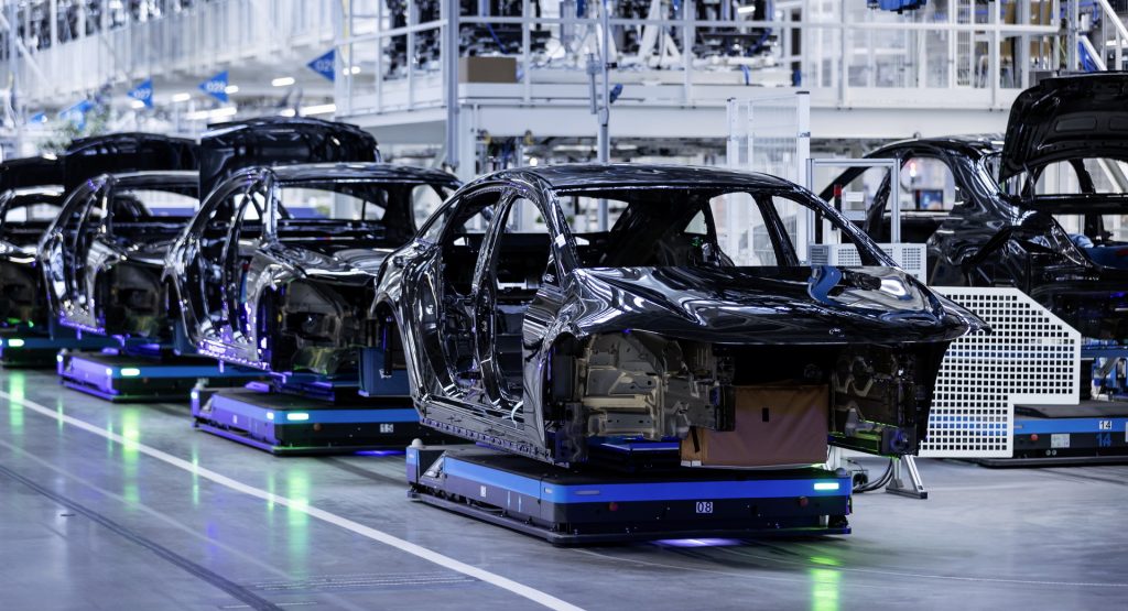 War In Ukraine Could Reduce Car Production By 5.2 Million Units Over Two Years