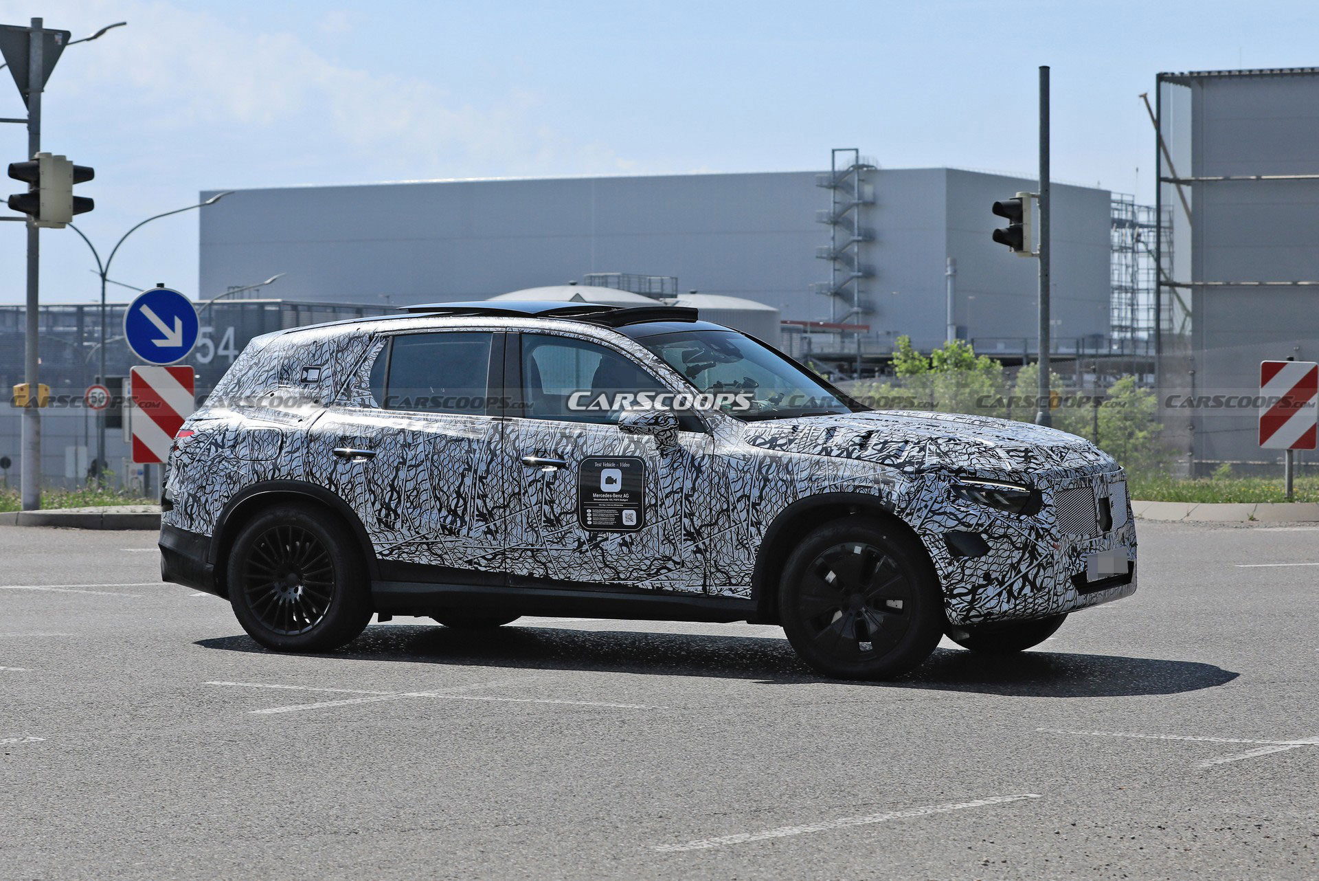 2023 Mercedes GLC Spied With Production Lighting Units