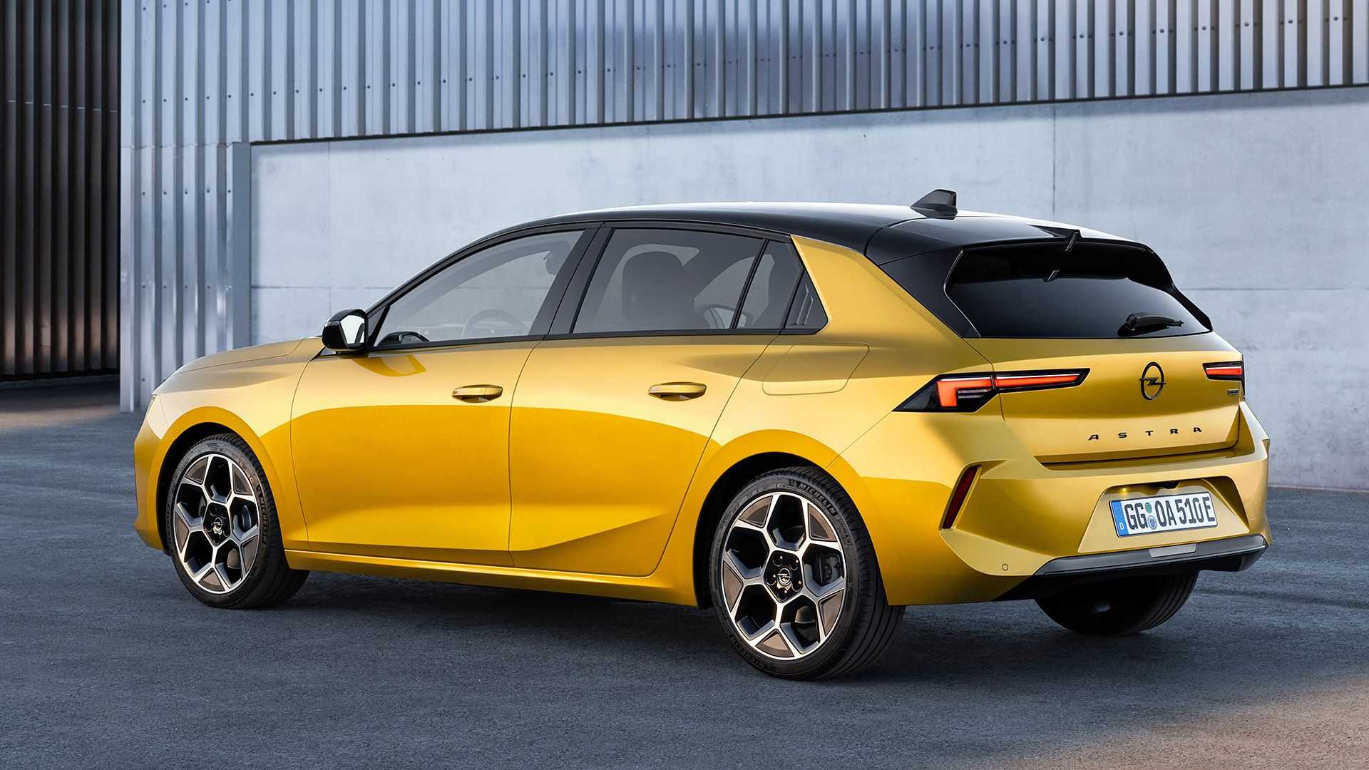 Opel Confirms Fully Electric Astra Variant For 2023 | Carscoops | Hiswai