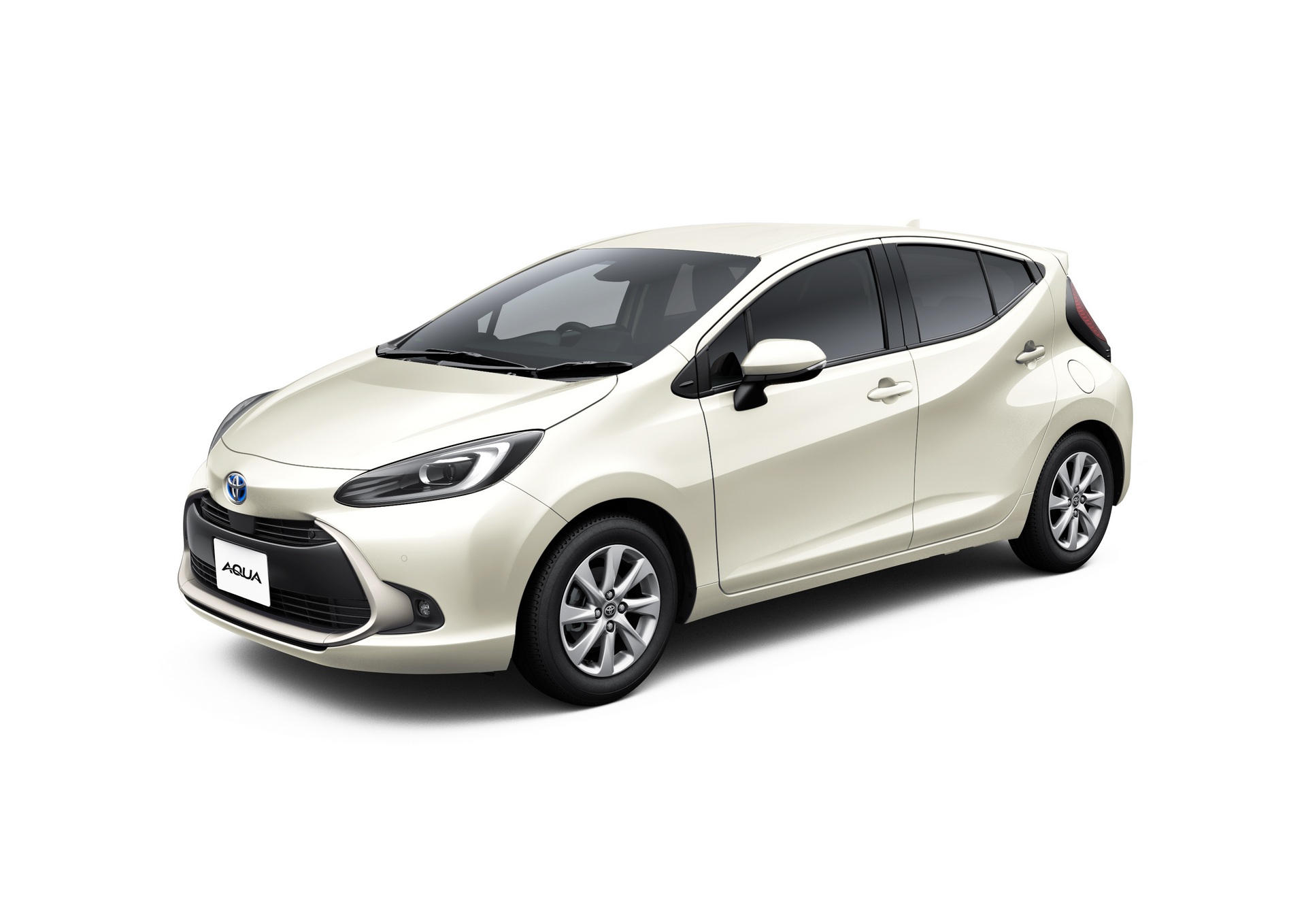 Toyota Launches Second-Gen Aqua / Prius C In Japan With Optional AWD, Standard Emergency Power Supply