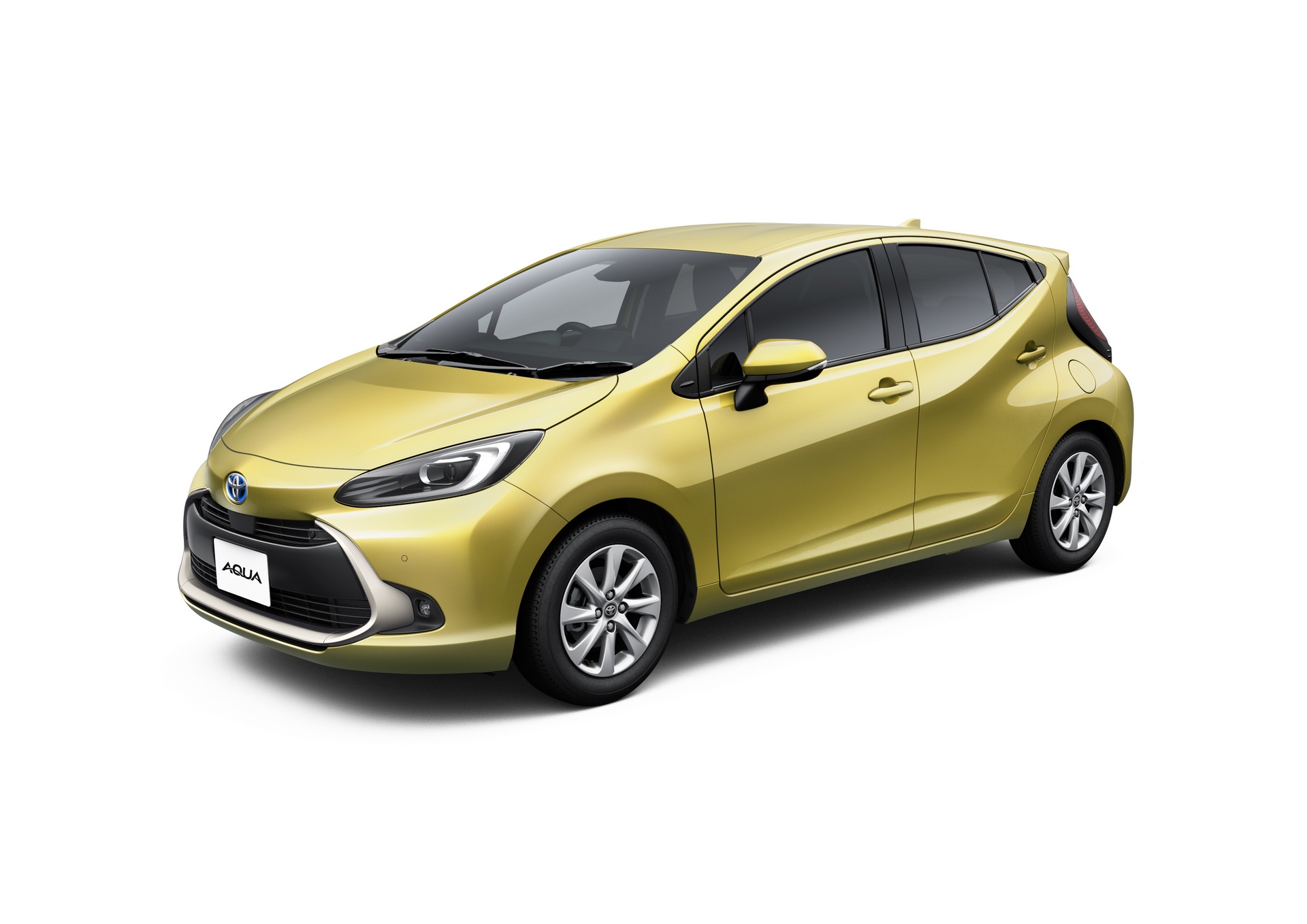 Toyota Launches Second-Gen Aqua / Prius C In Japan With Optional AWD, Standard Emergency Power Supply