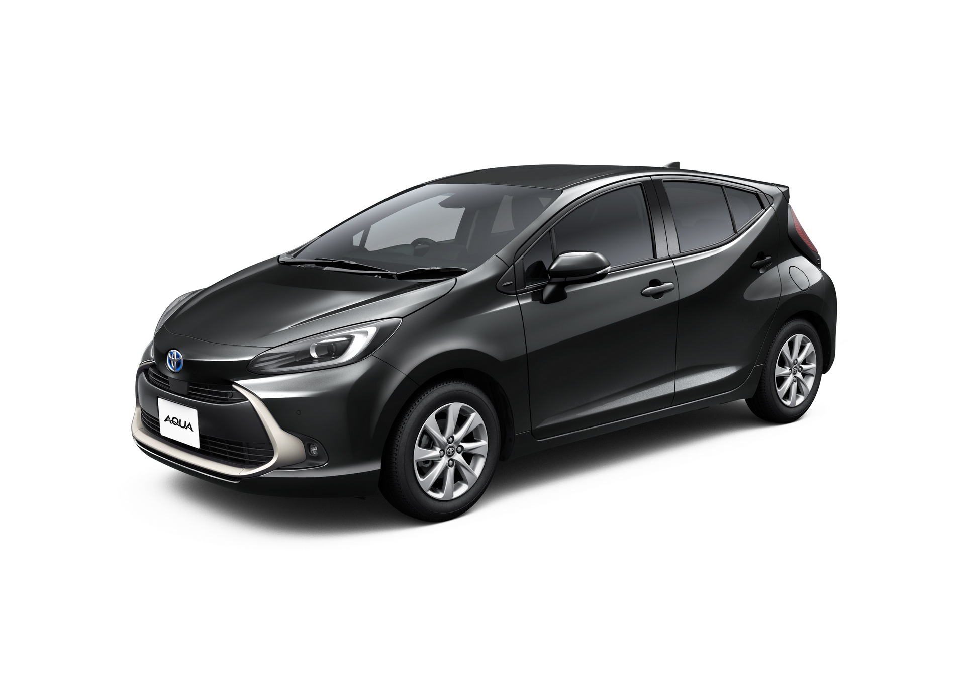 Toyota Launches Second-Gen Aqua / Prius C In Japan With Optional AWD, Standard Emergency Power Supply