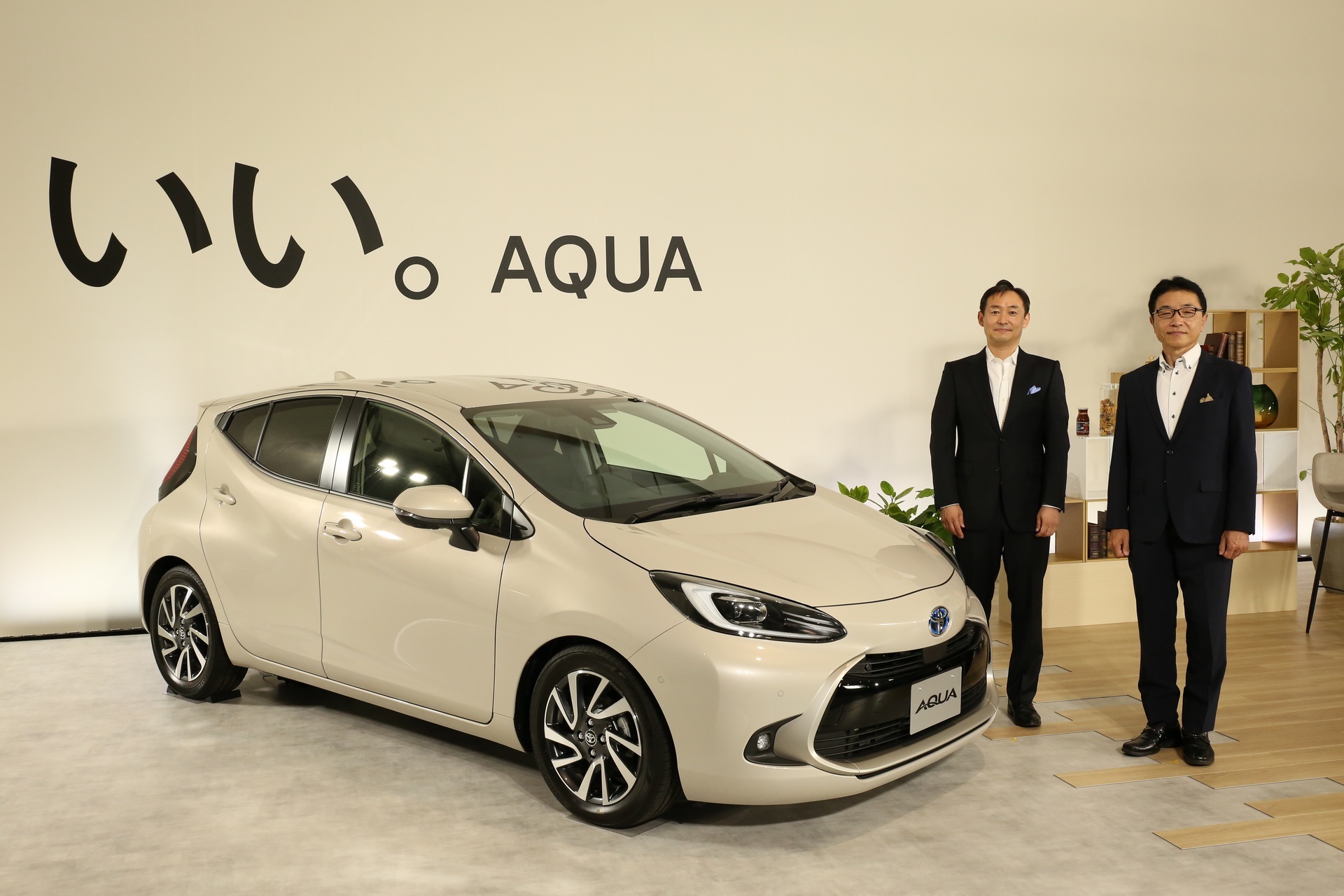 Toyota Launches Second-Gen Aqua / Prius C In Japan With Optional AWD, Standard Emergency Power Supply