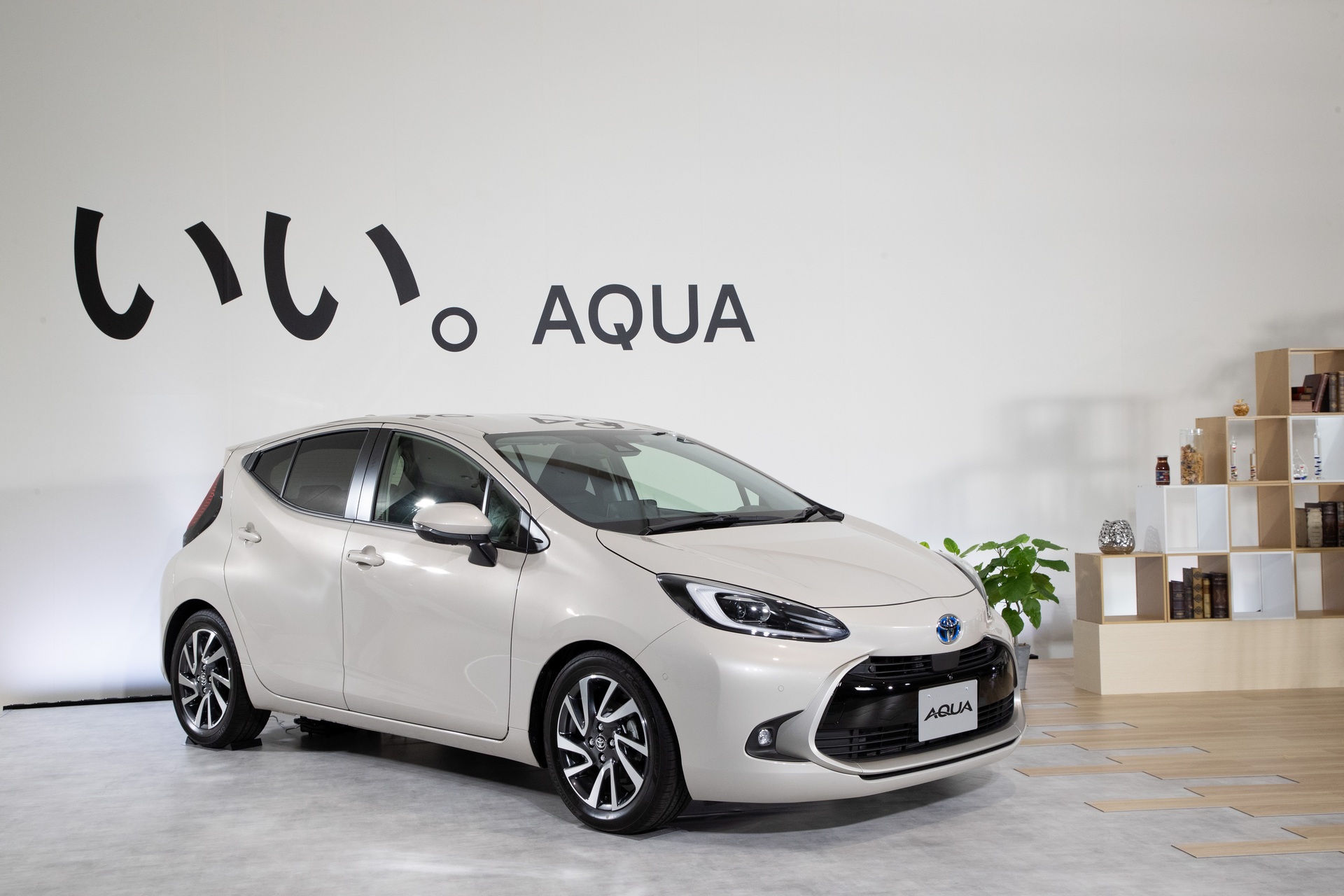 Toyota Launches Second-Gen Aqua / Prius C In Japan With Optional AWD, Standard Emergency Power Supply