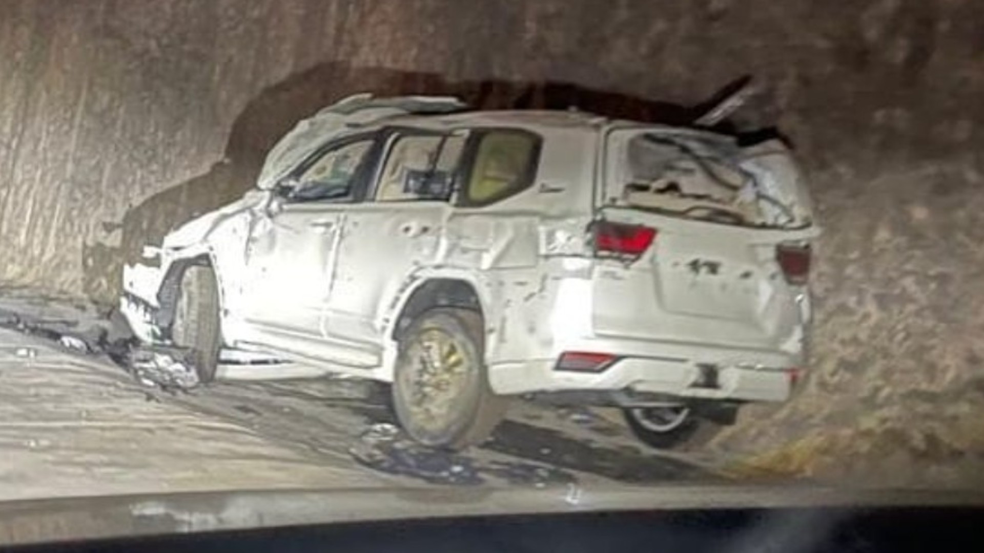 Several Brand New Toyota Land Cruisers Wrecked During Transportation