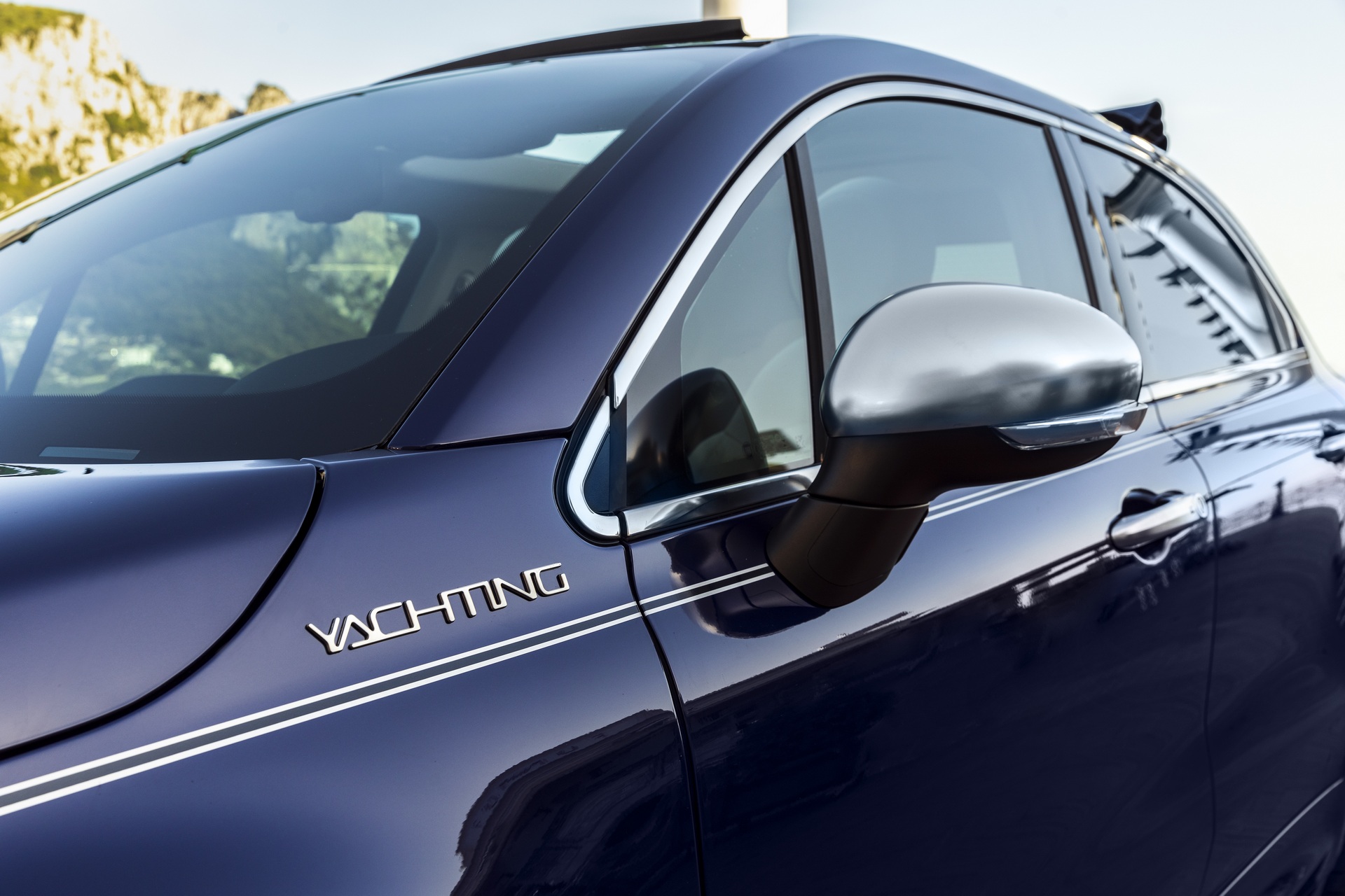 Posher Fiat 500 And 500X Yachting Editions Drop Their Tops And Get Wood