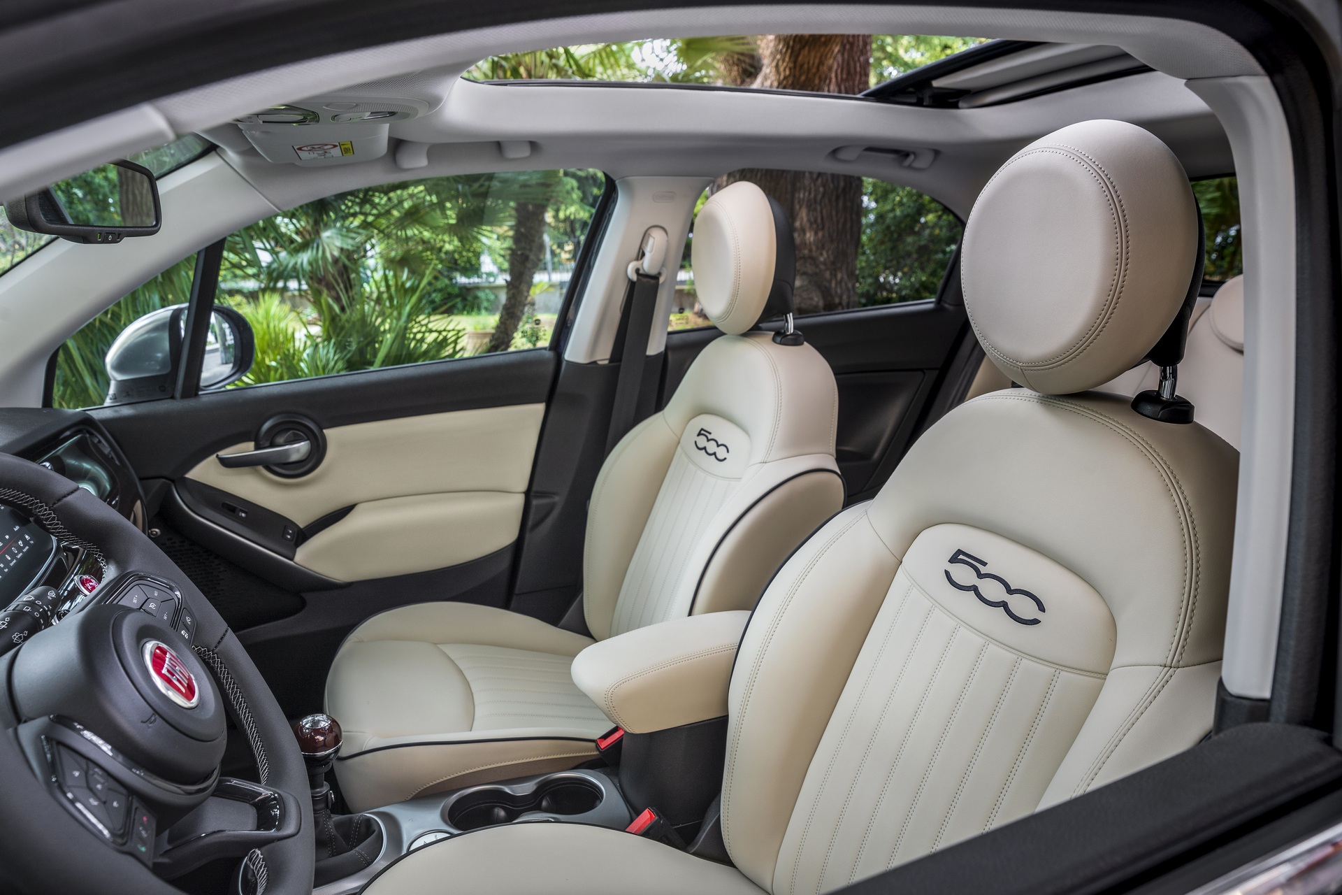 Posher Fiat 500 And 500X Yachting Editions Drop Their Tops And Get Wood