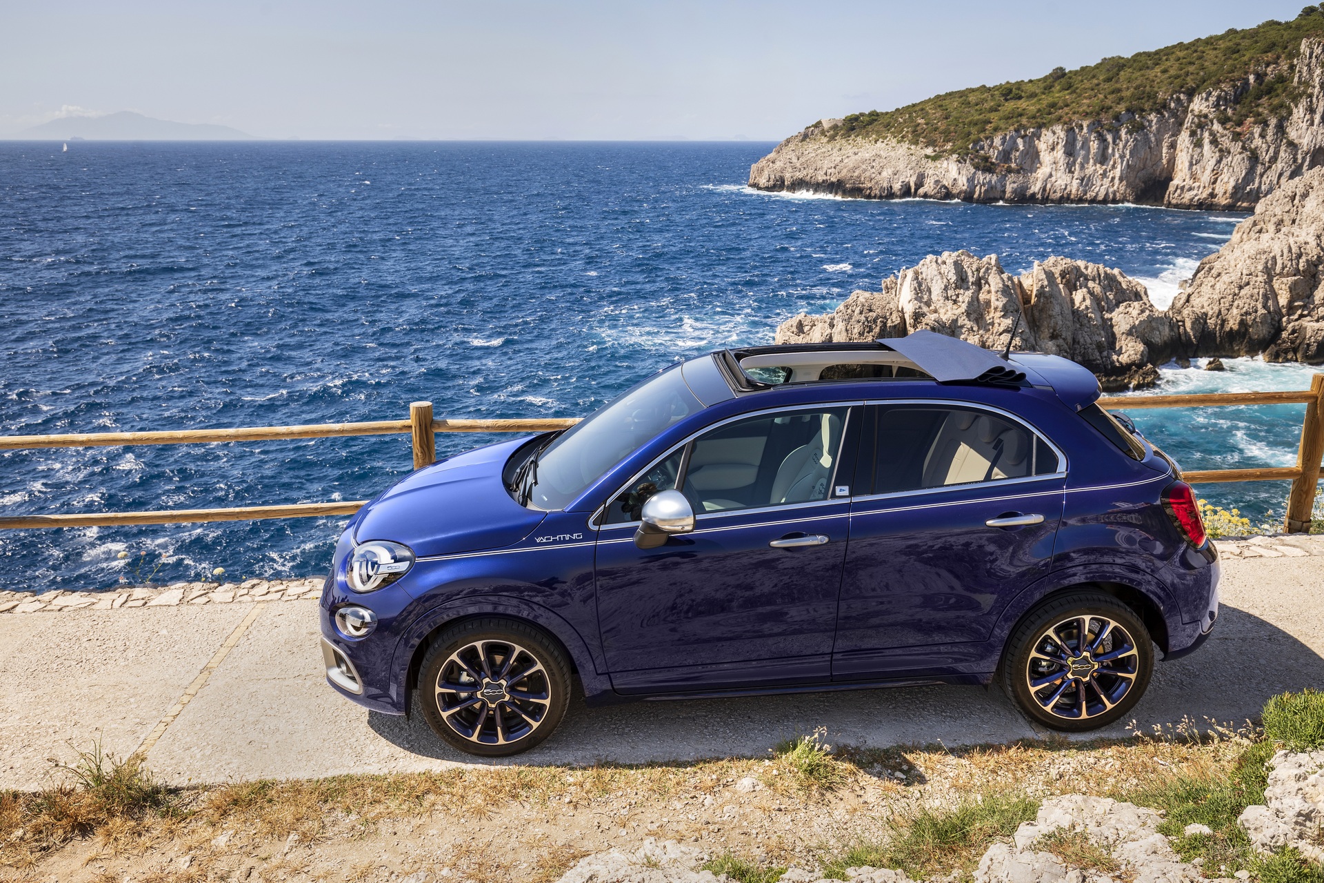 Posher Fiat 500 And 500X Yachting Editions Drop Their Tops And Get Wood