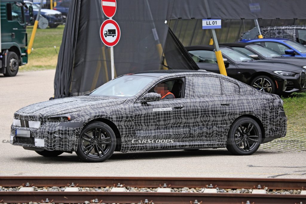 Bmw гибрид i5