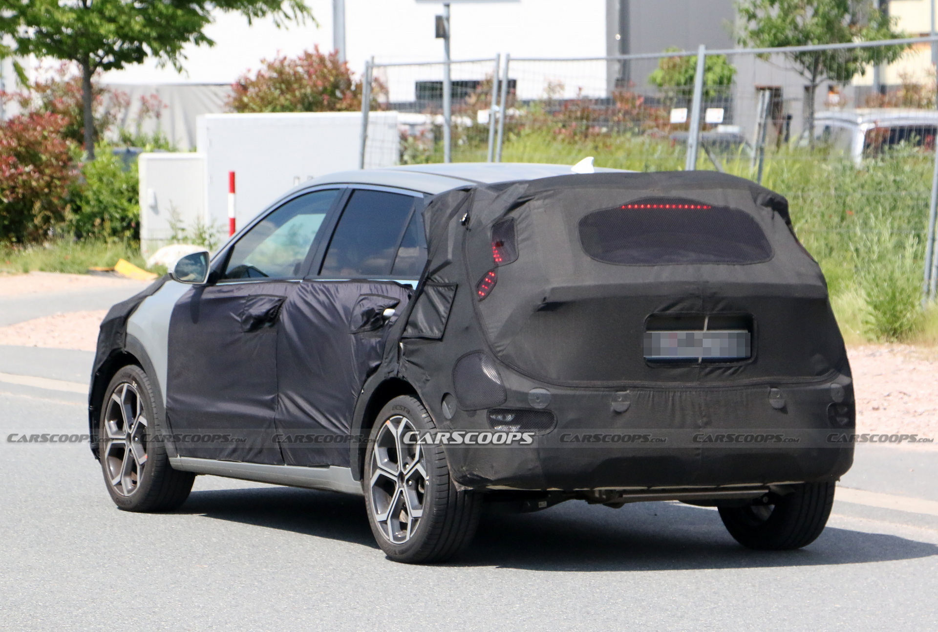 2023 Kia Niro Shows Off EV6-Style Interior With Twin Displays