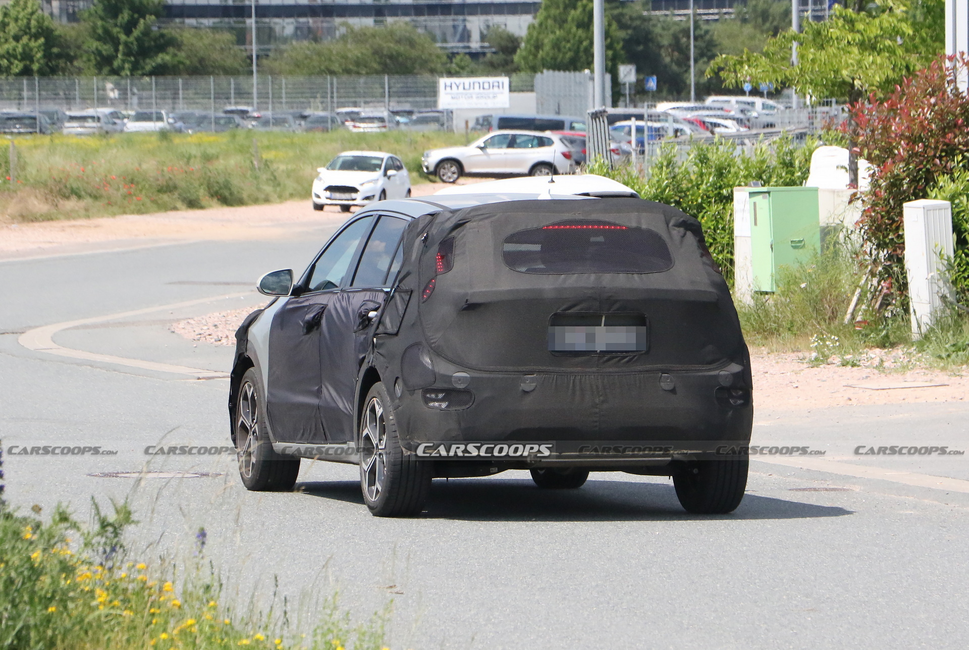 2023 Kia Niro Shows Off EV6-Style Interior With Twin Displays