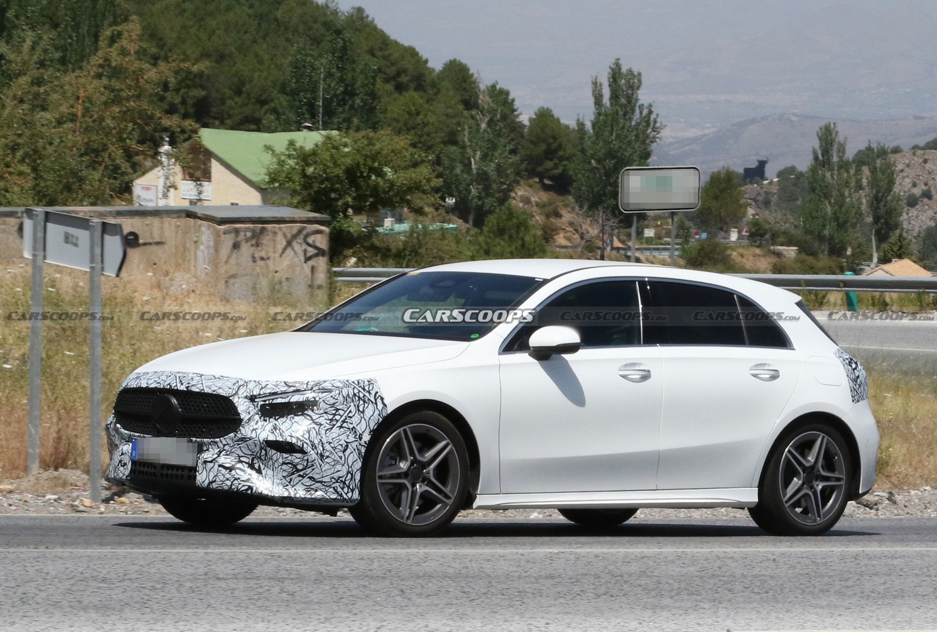 Facelifted Mercedes A-Class Spied Showing New Details