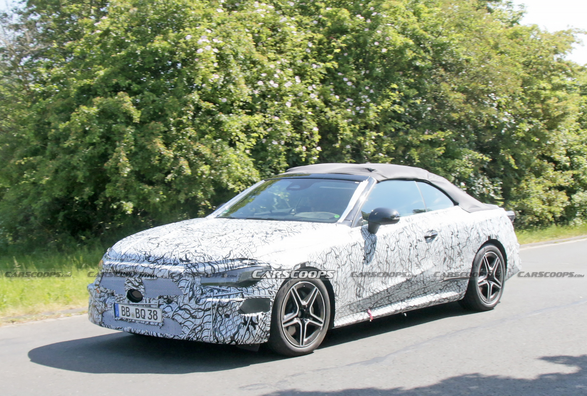 Mercedes Caught Testing New 2023 “CLE” Compact Four-Seat Convertible