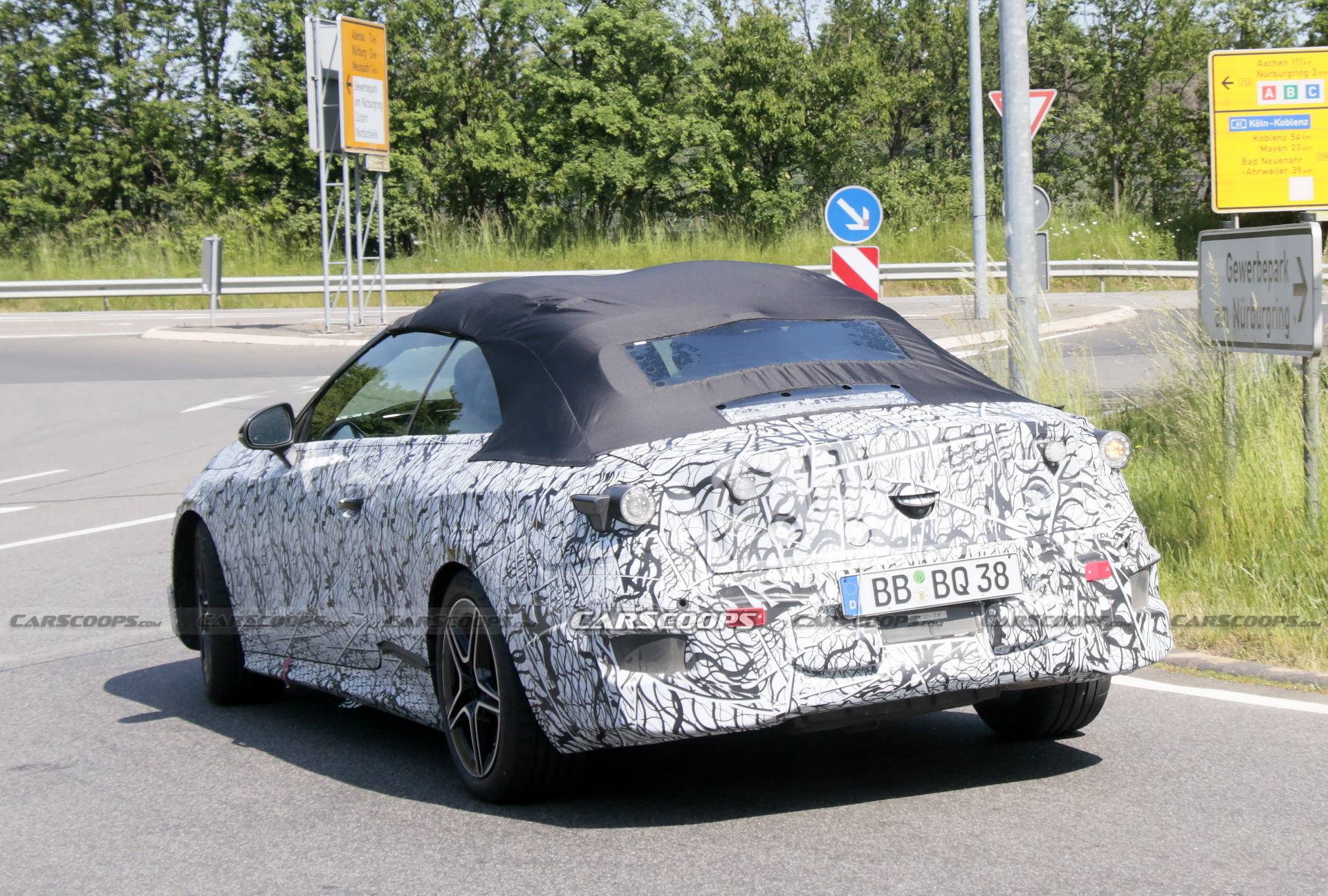 Mercedes Caught Testing New 2023 “CLE” Compact Four-Seat Convertible