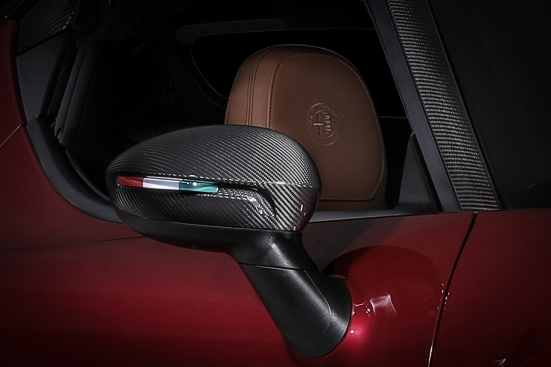 Alfa Romeo 4C Sent Off In Australia With 33 Stradale Tributo Edition