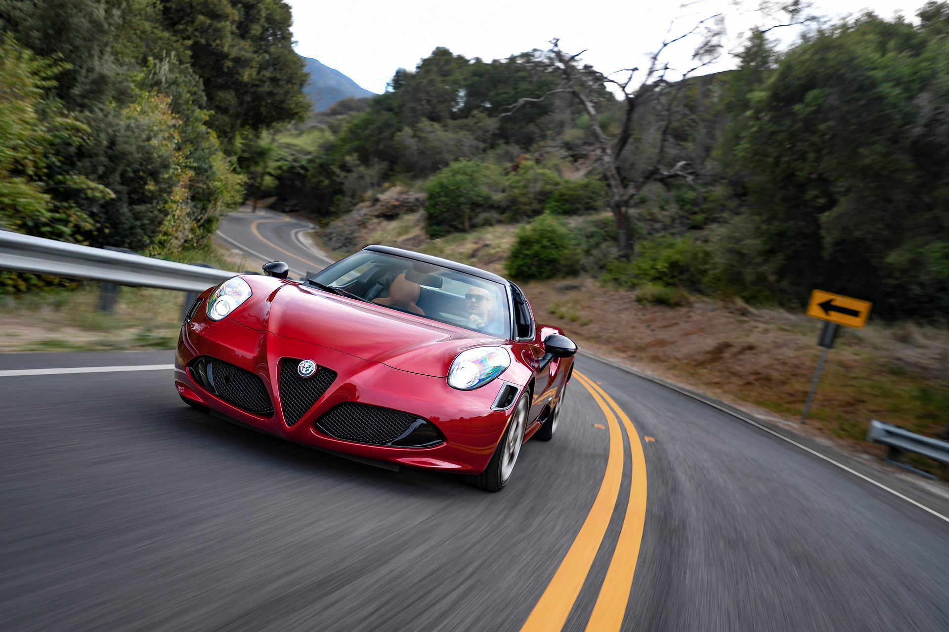 Alfa Romeo 4C Sent Off In Australia With 33 Stradale Tributo Edition