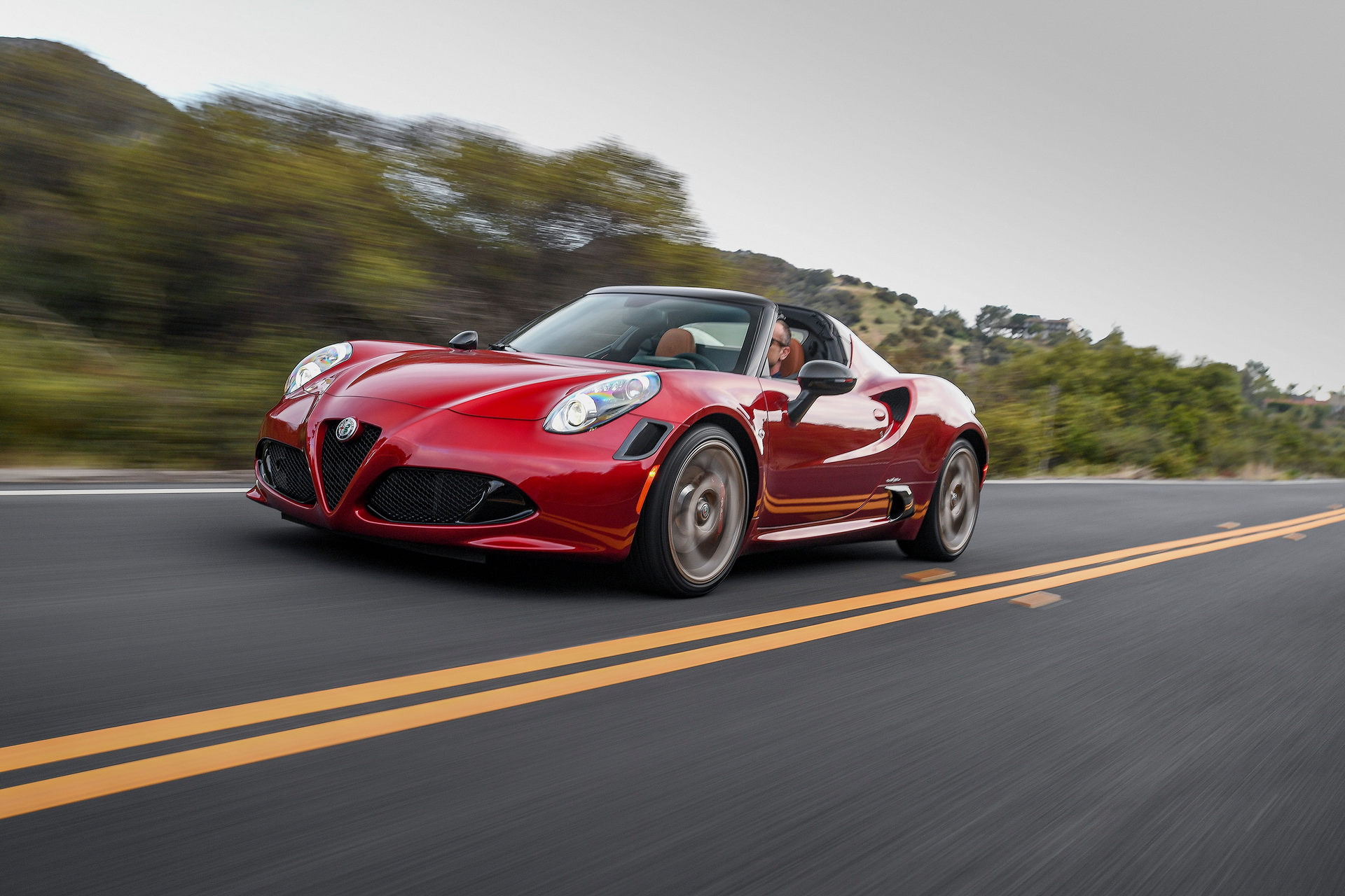 Alfa Romeo 4C Sent Off In Australia With 33 Stradale Tributo Edition
