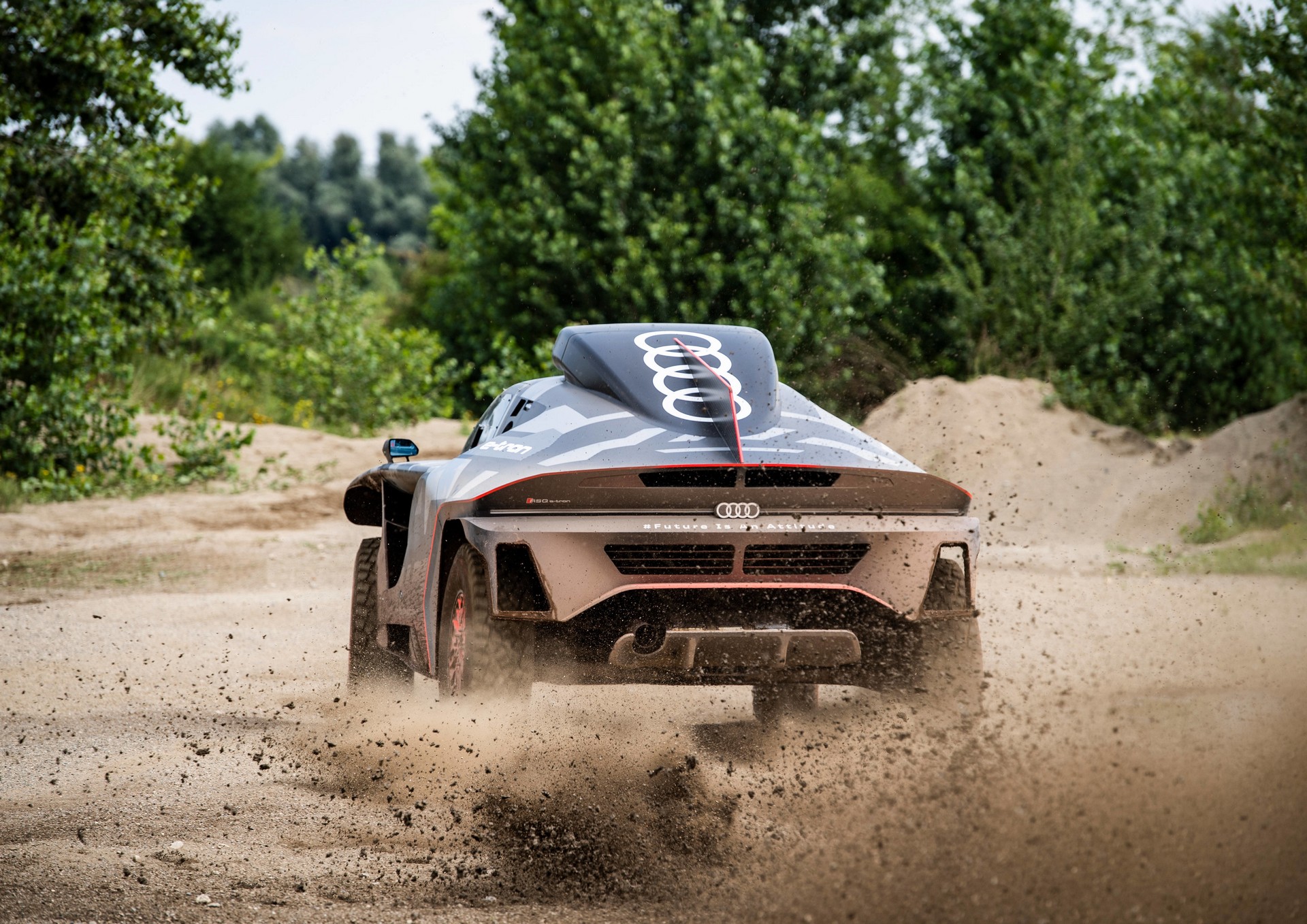 Audi RS Q e-tron Revealed For The Dakar Rally, Features Electrified Powertrain With 671 HP