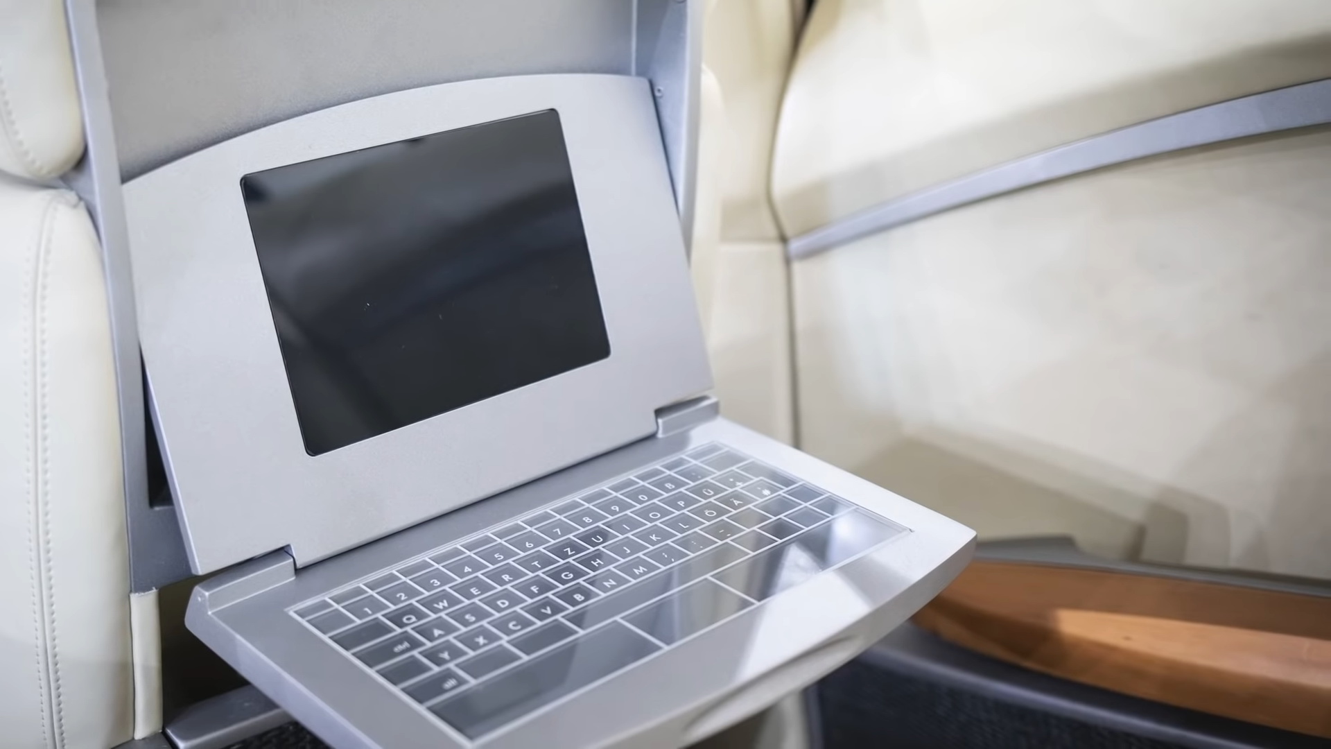 Secret BMW 7-Series Prototype From The ’90s Predicted The Tall Kidney Grille