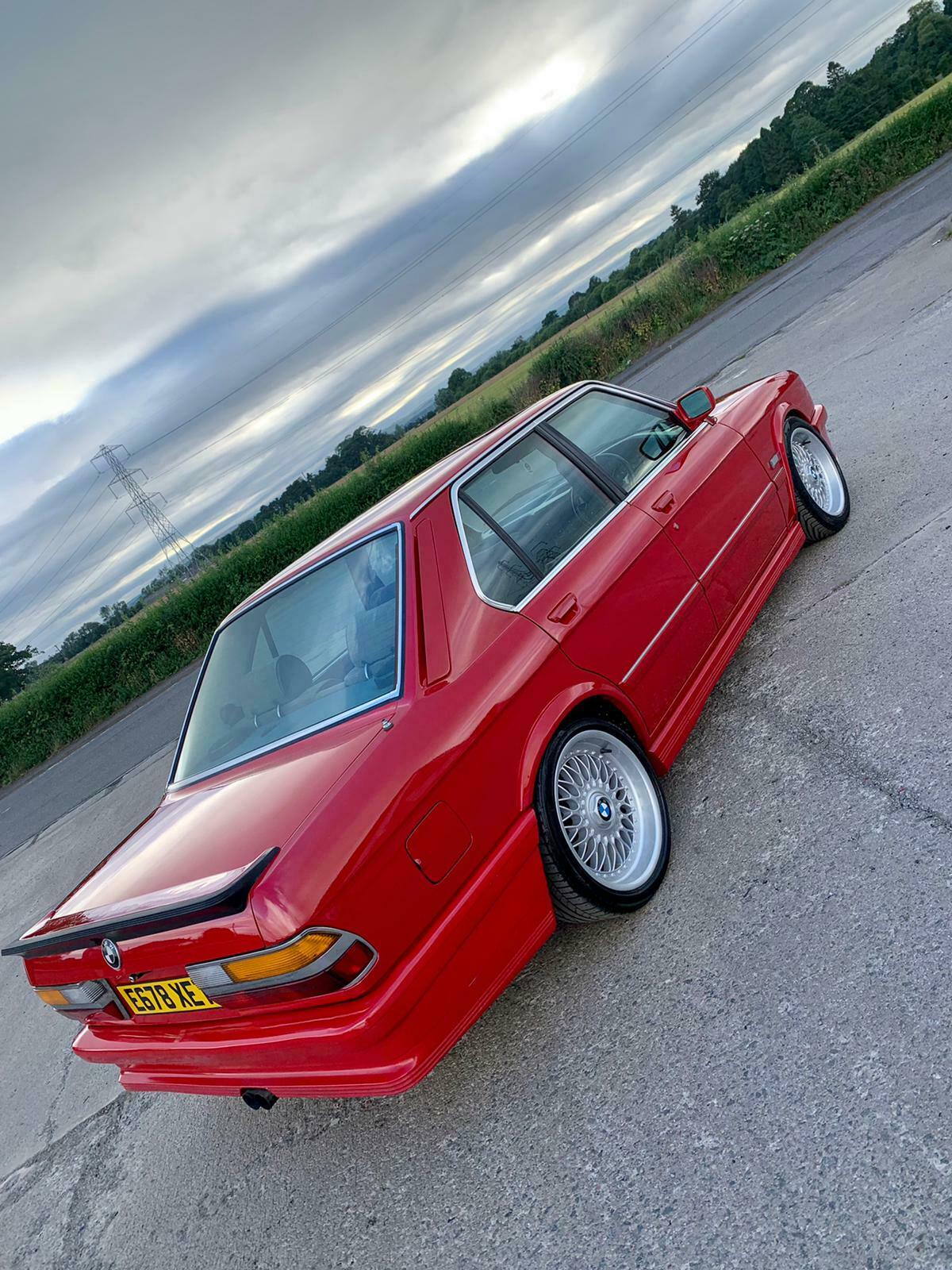 Behind This Shark-Nose 1987 BMW 5-Series Beats A 500HP Mercedes Diesel Six