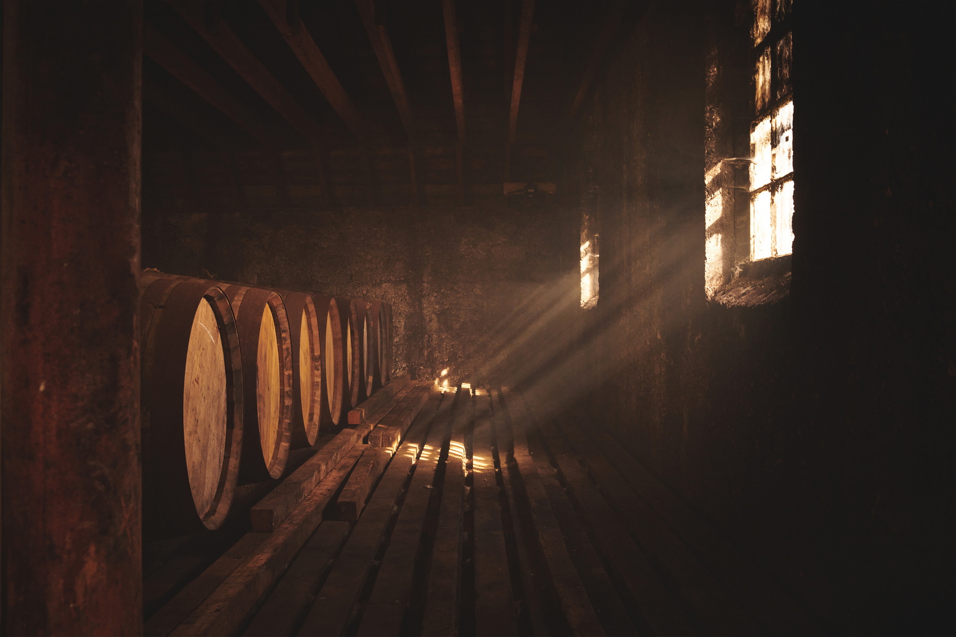 Bentley Wants To Be More Sustainable So It Turned To Scotch-Maker The Macallan For Help