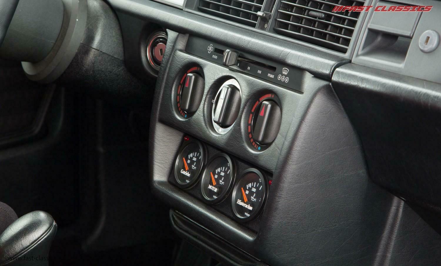 Brabus 3.6S Lightweight Is A Hardcore 190E With A 286 HP 3.6-Liter Straight-6 And Two Seats