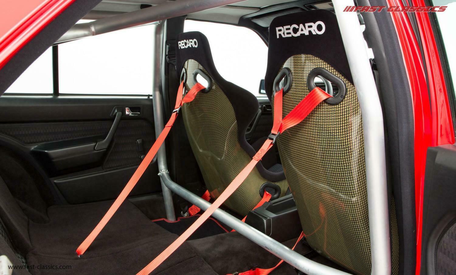 Brabus 3.6S Lightweight Is A Hardcore 190E With A 286 HP 3.6-Liter Straight-6 And Two Seats