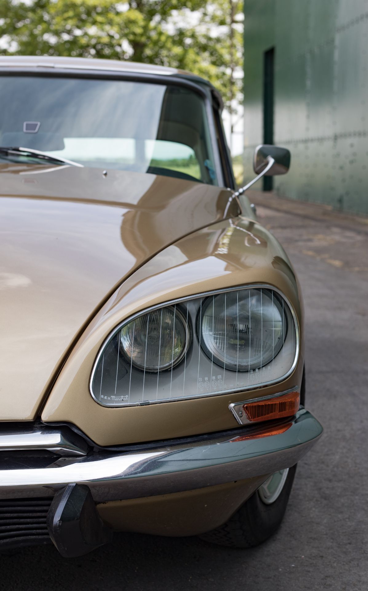 Classic Citroen DS Gains An Electric Heart Thanks To UK-Based Electrogenic