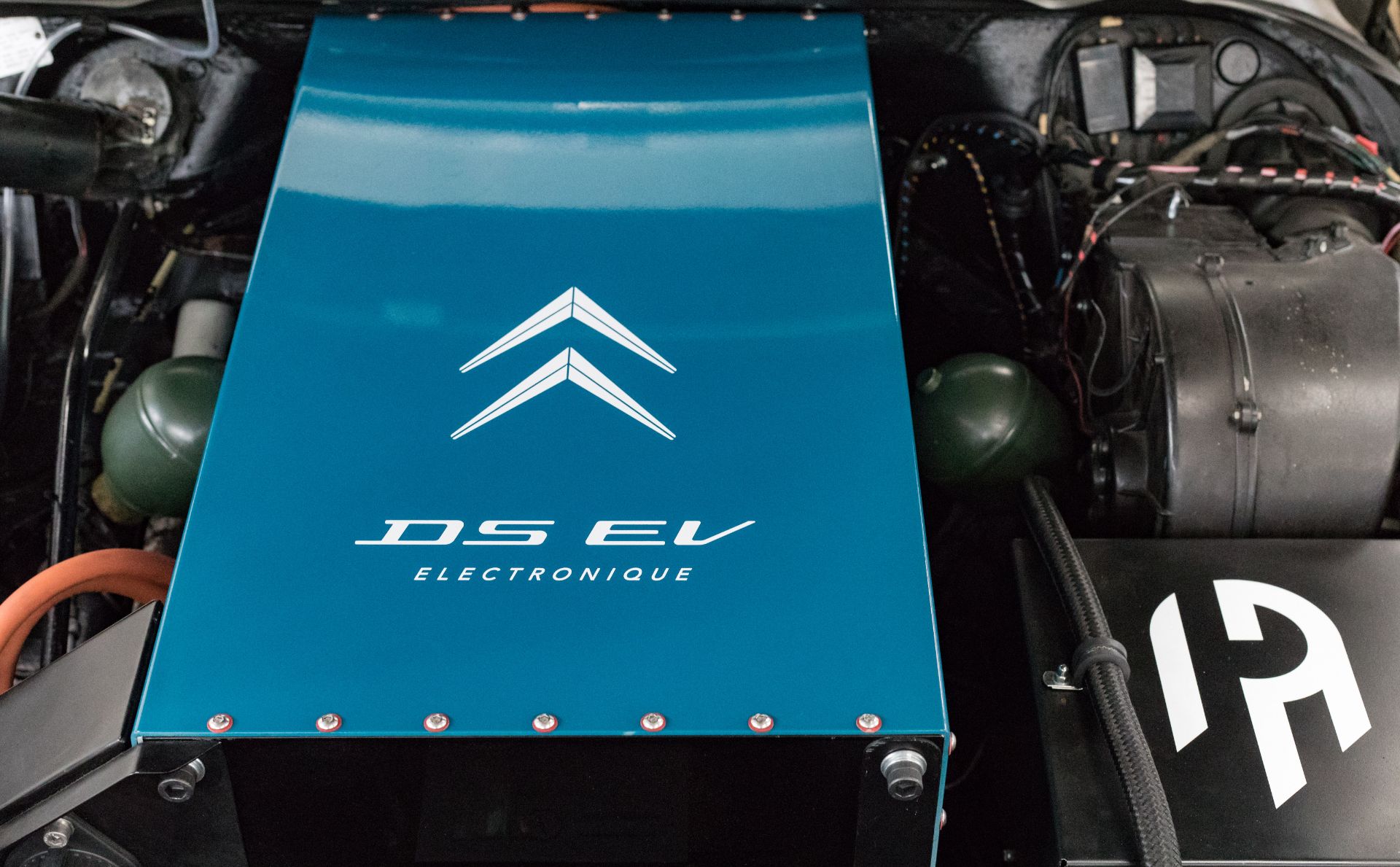 Classic Citroen DS Gains An Electric Heart Thanks To UK-Based Electrogenic