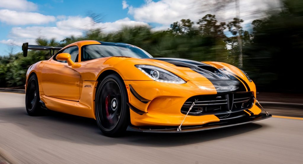 Dominate Your Local Track Day With This 17 Dodge Viper Acr Extreme Carscoops