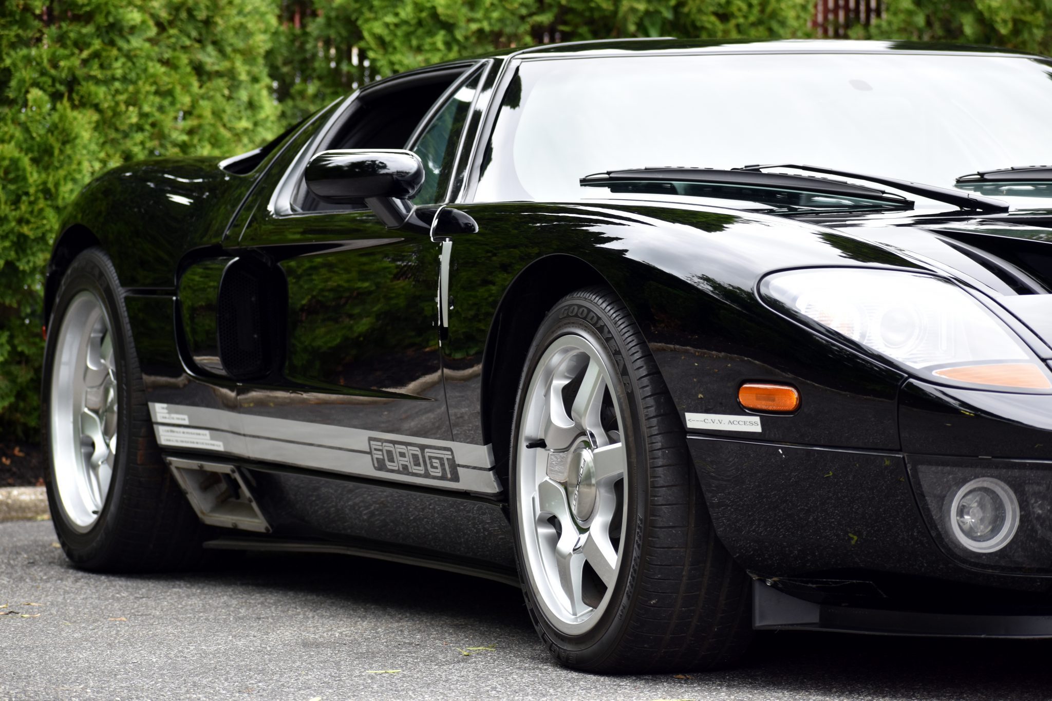 Someone Was Ready To Pay $500,000 For A 2004 Ford GT Confirmation Prototype With A 5 MPH Top Speed