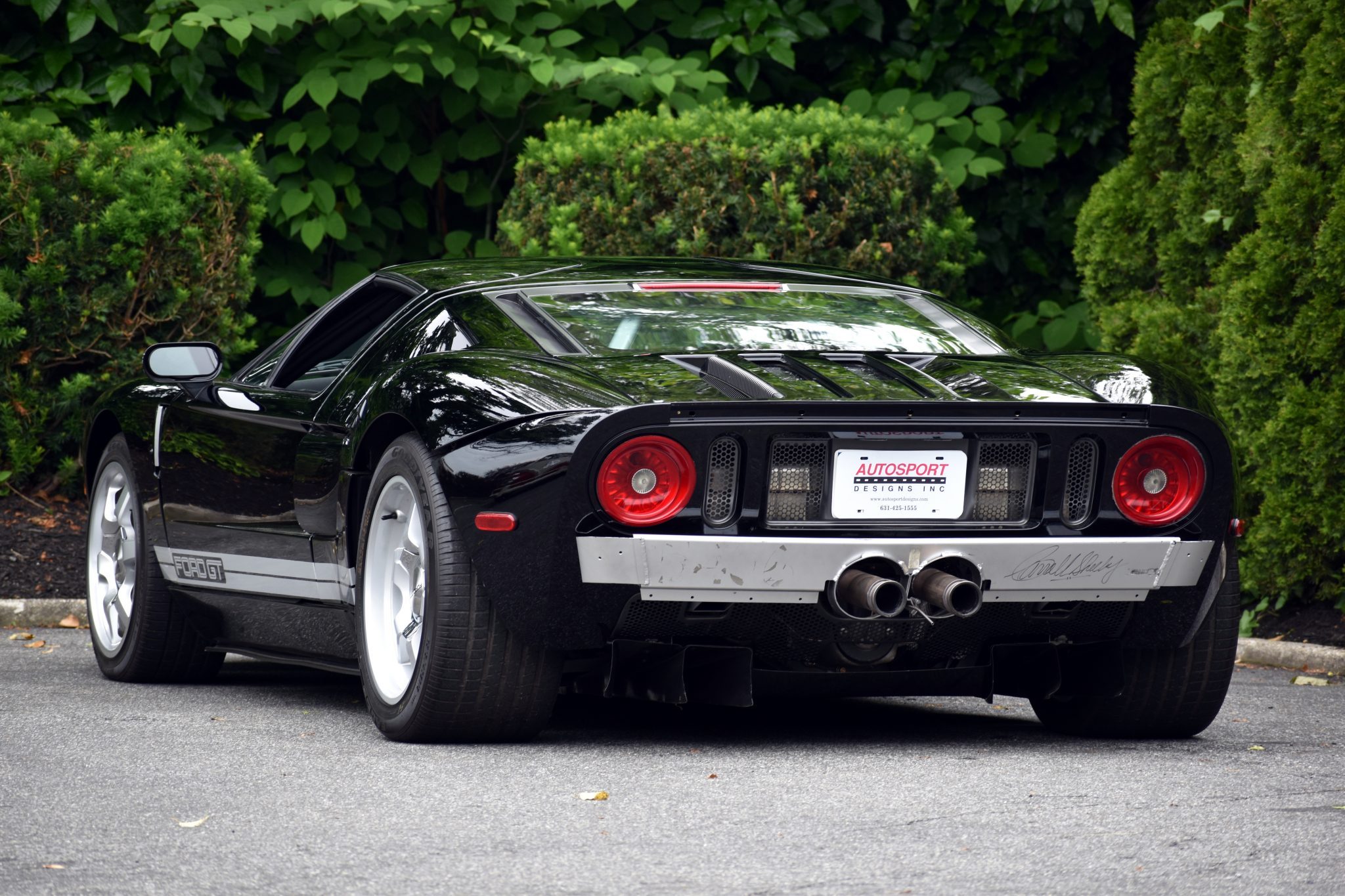 Someone Was Ready To Pay $500,000 For A 2004 Ford GT Confirmation Prototype With A 5 MPH Top Speed