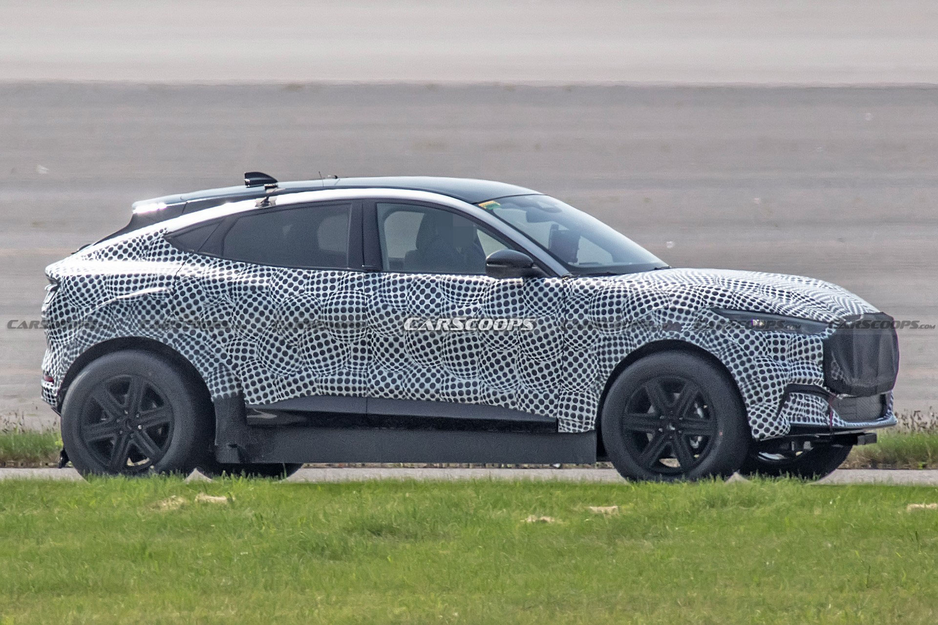 Mysterious Ford Mustang Mach-E Mule Spied, Might Be An Electric Lincoln
