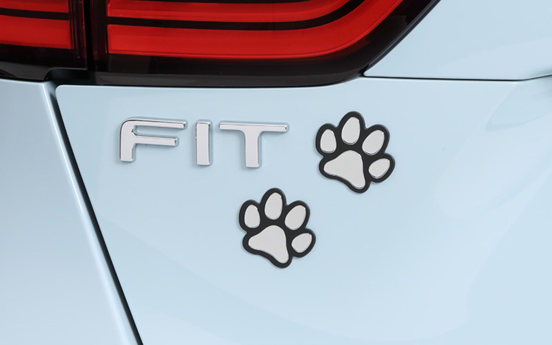 Honda Is Offering Paw-Decorated Accessories For Dog People’s Cars In Japan