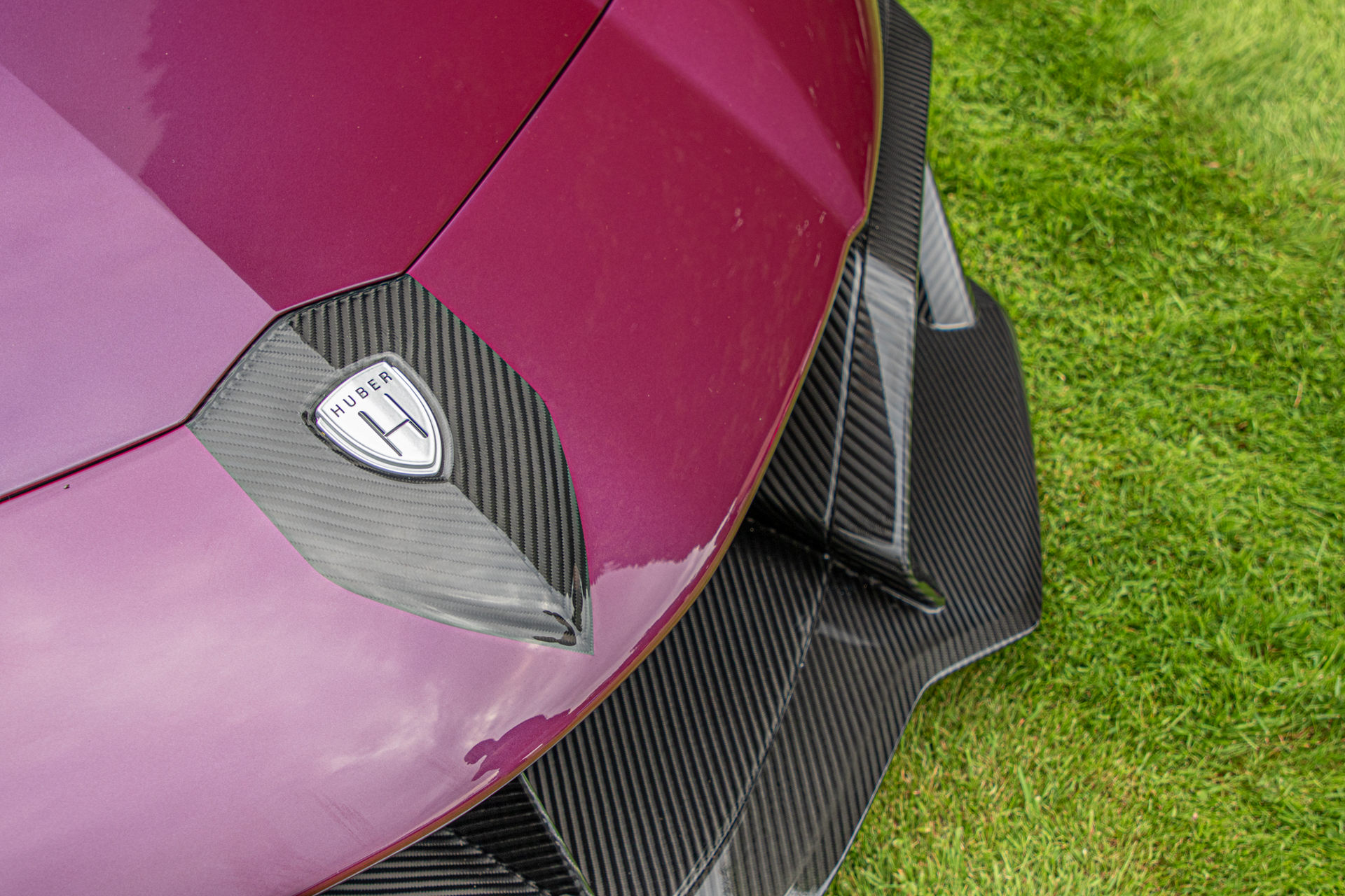 Huber Automotive Crafts Carbon Fiber Kit For The Lamborghini Aventador