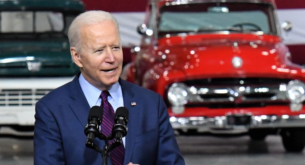 Automakers May Have To Increase Fuel Economy By 3.7% Per Year Under Proposed New EPA Standards