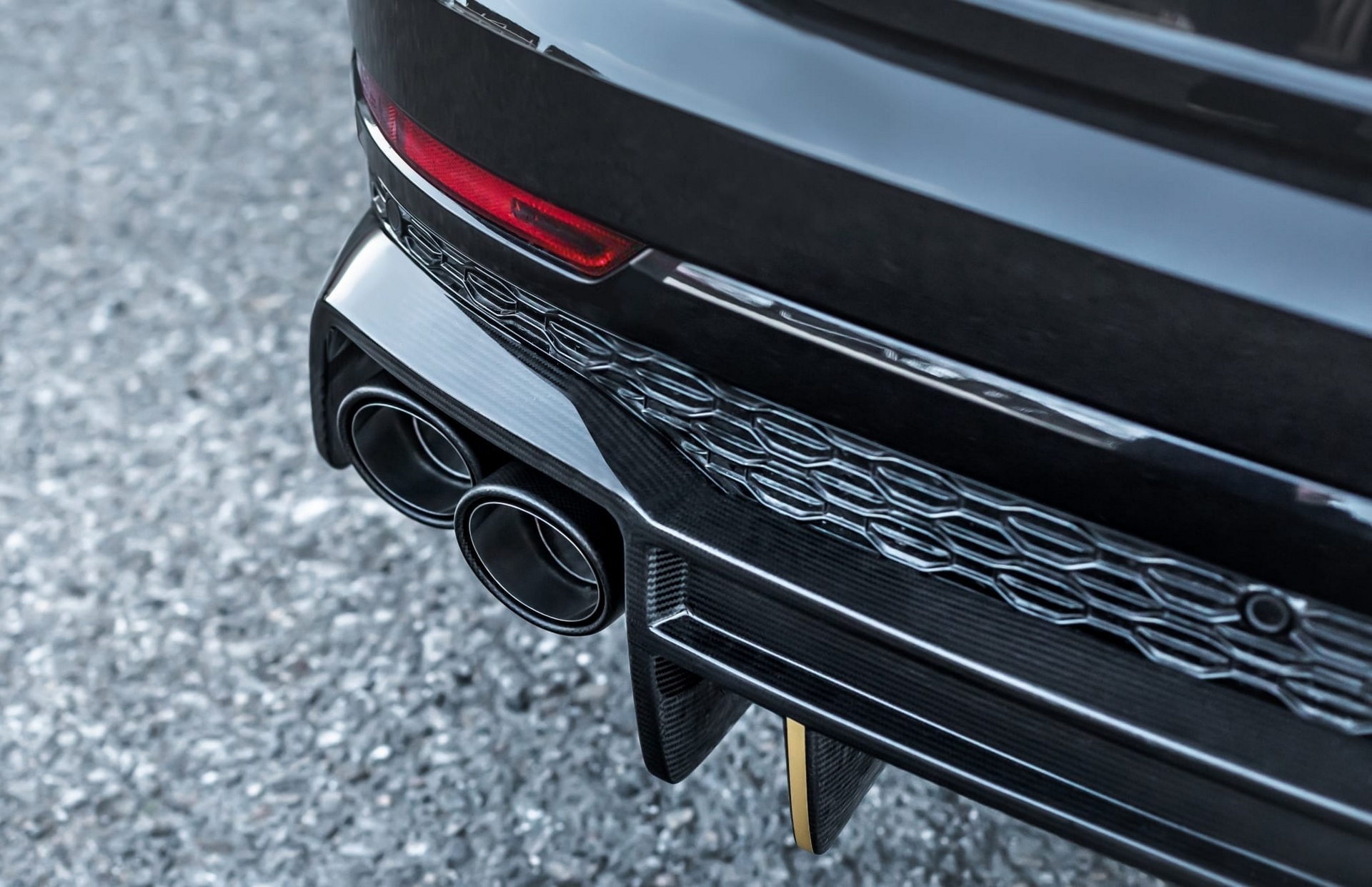 Manhart’s RQ 900 Gives Audi RS Q8 Bespoke Looks And 905-HP For $80,000