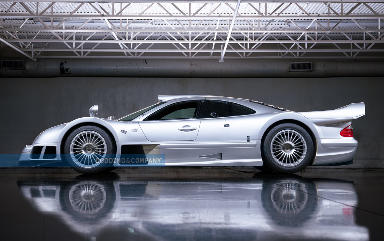 Extraordinarily Rare Mercedes Benz Clk Gtr May Fetch 10 Million At Auction Carscoops