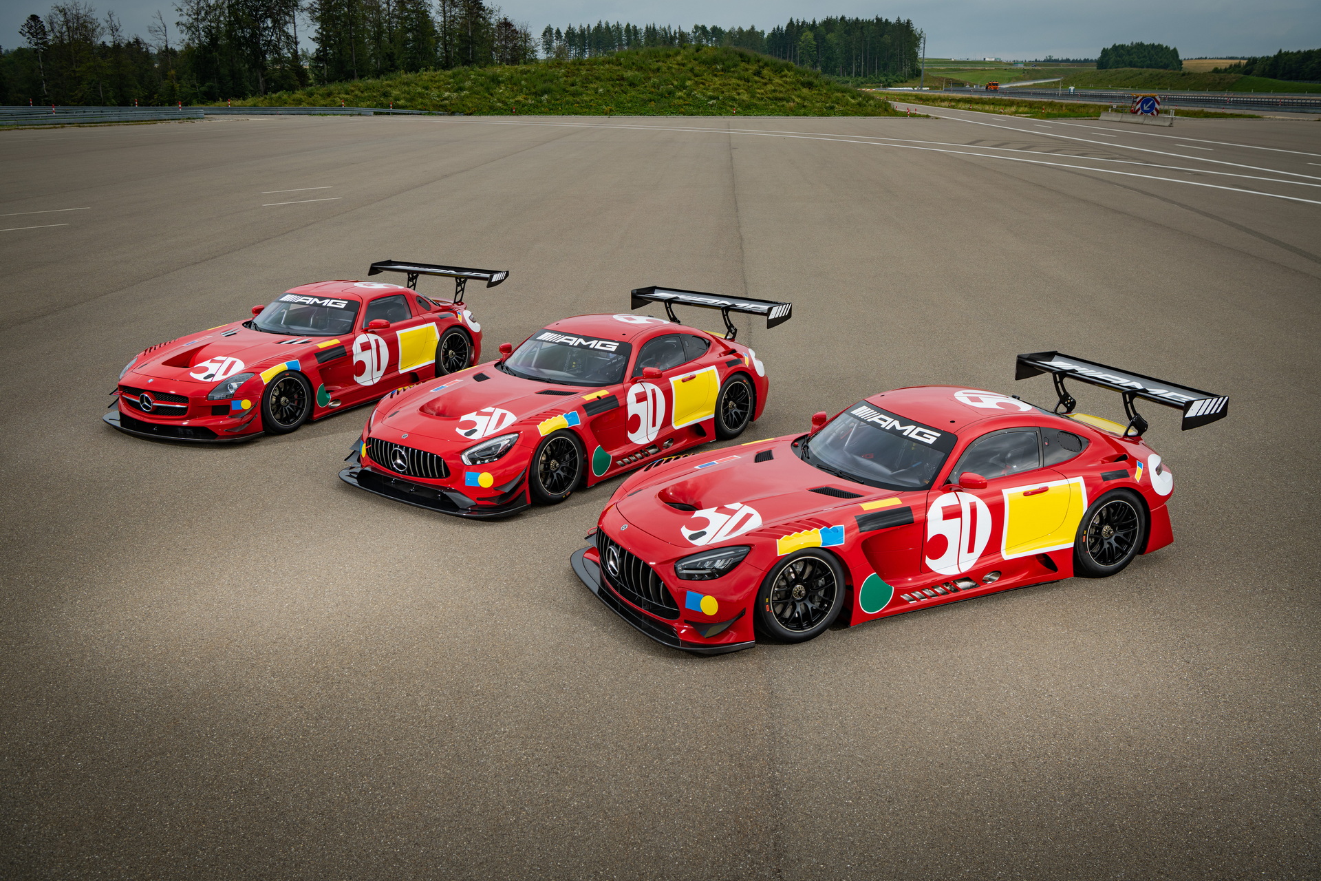 Mercedes-AMG Celebrates 50th Anniversary Of 300 SEL 6.8 Spa Win With Three Unique Racecars