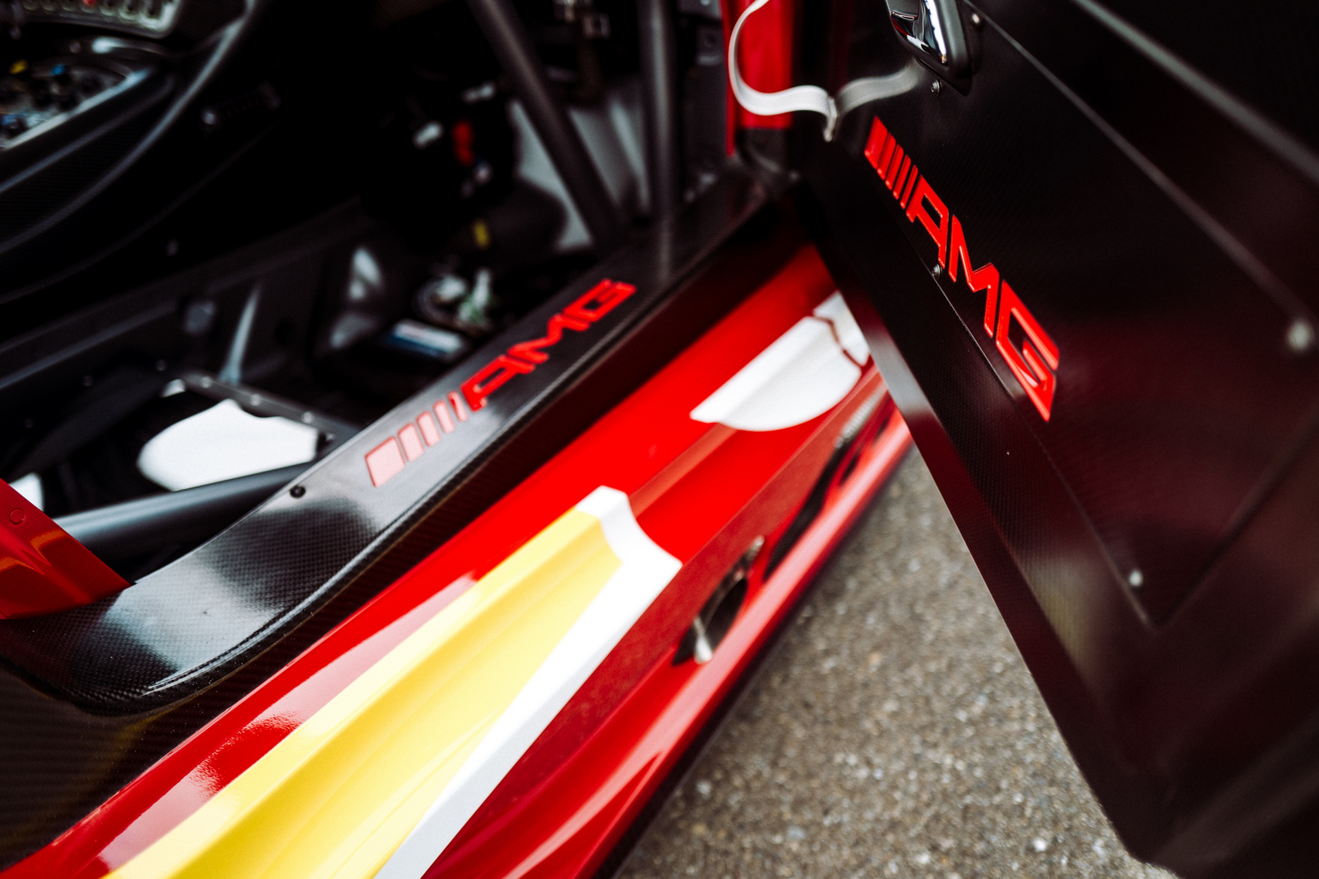 Mercedes-AMG Celebrates 50th Anniversary Of 300 SEL 6.8 Spa Win With Three Unique Racecars