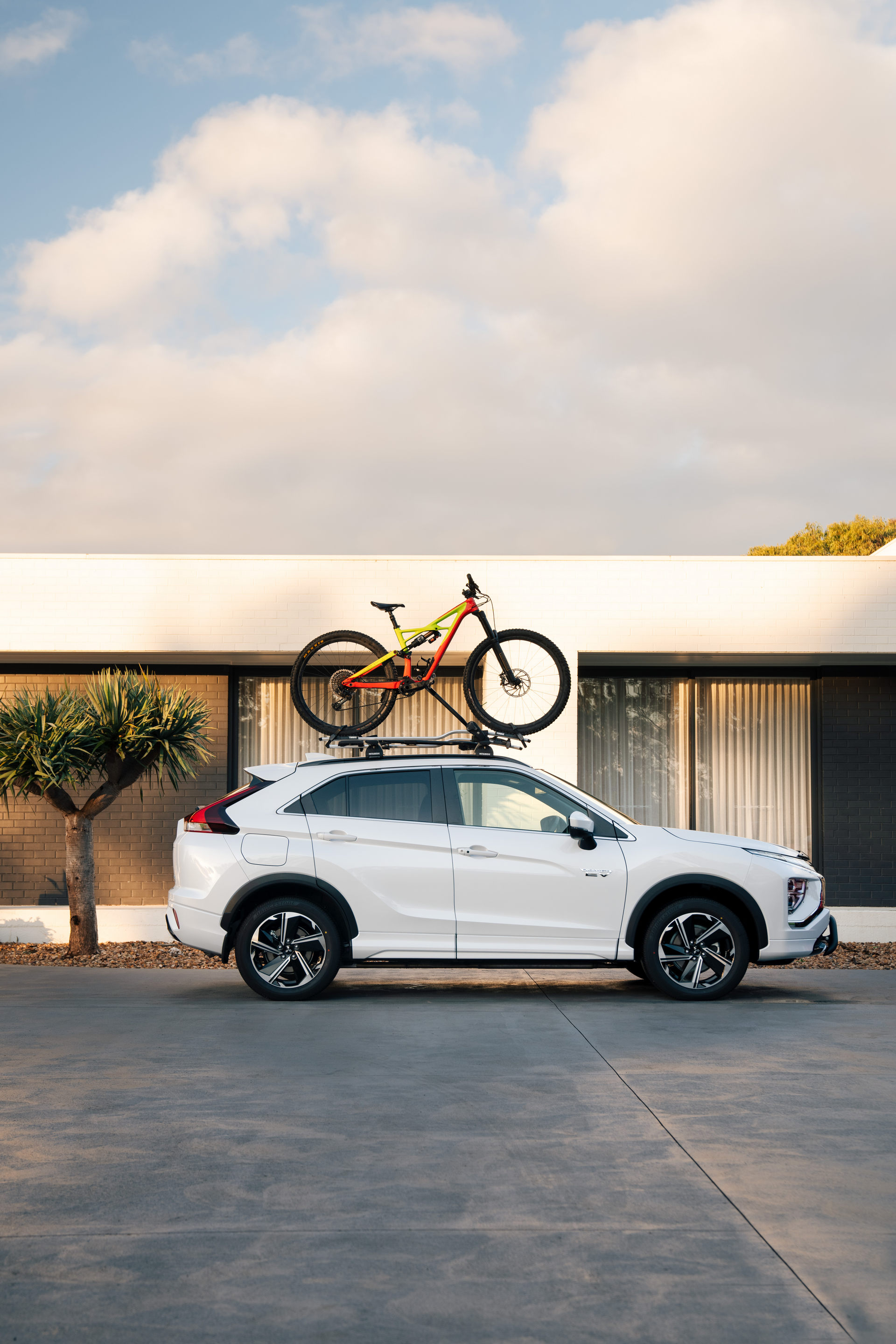 2022 Mitsubishi Eclipse Cross Plug-In Hybrid Launched In Three Flavors Down Under
