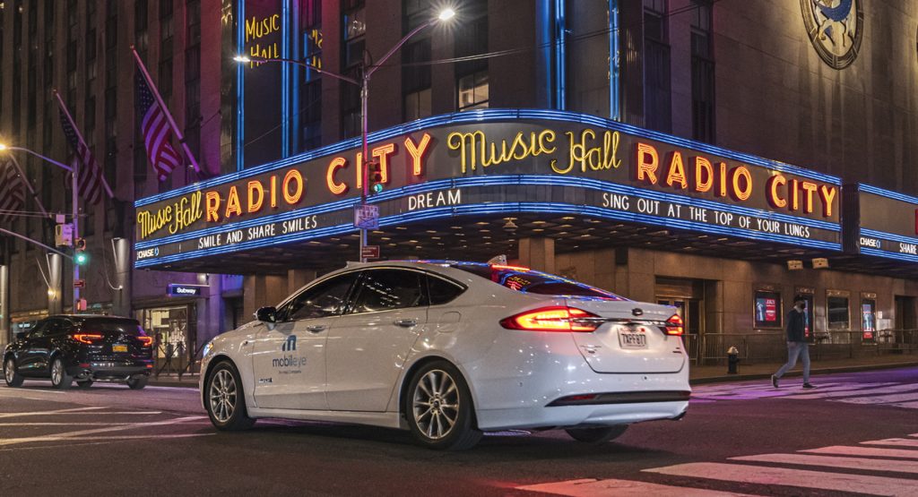  Mobileye Shares Unedited 40-Minute Video Of Its Autonomous Vehicle Driving In NYC