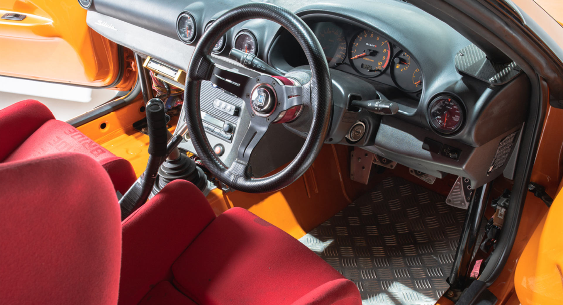 Go Drifting With This Lamborghini Orange Nissan Silvia From Japan