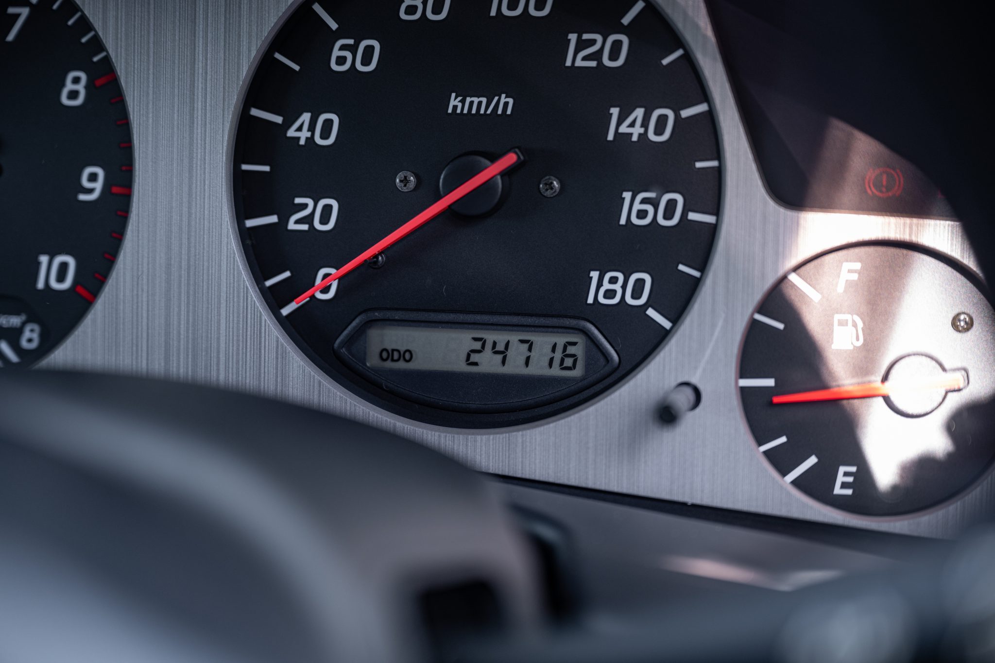 Another Rare 1999 Nissan Skyline GT-R V-Spec In Midnight Purple II Is Up For Sale